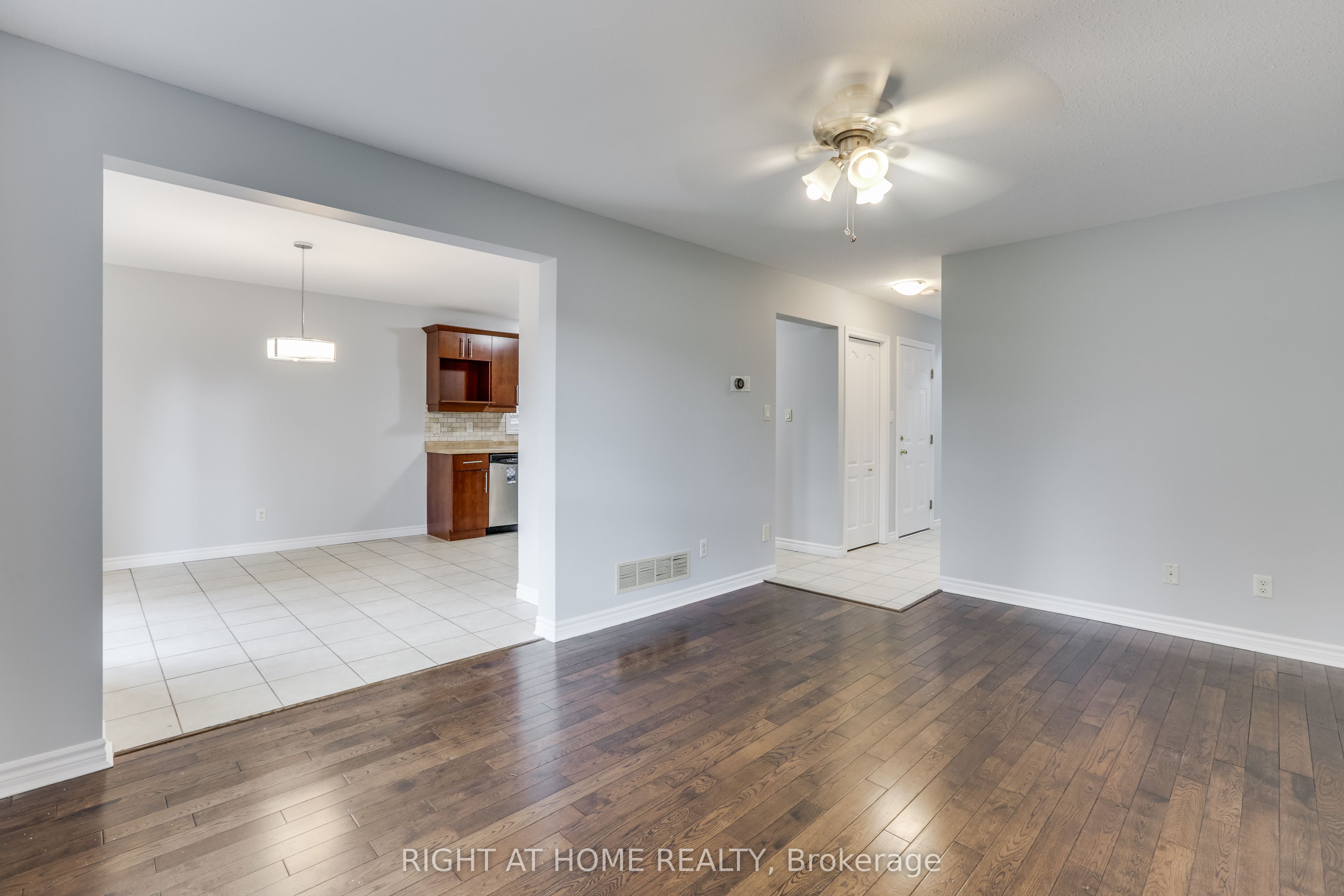 2206 Coronation Drive Property Photo 7