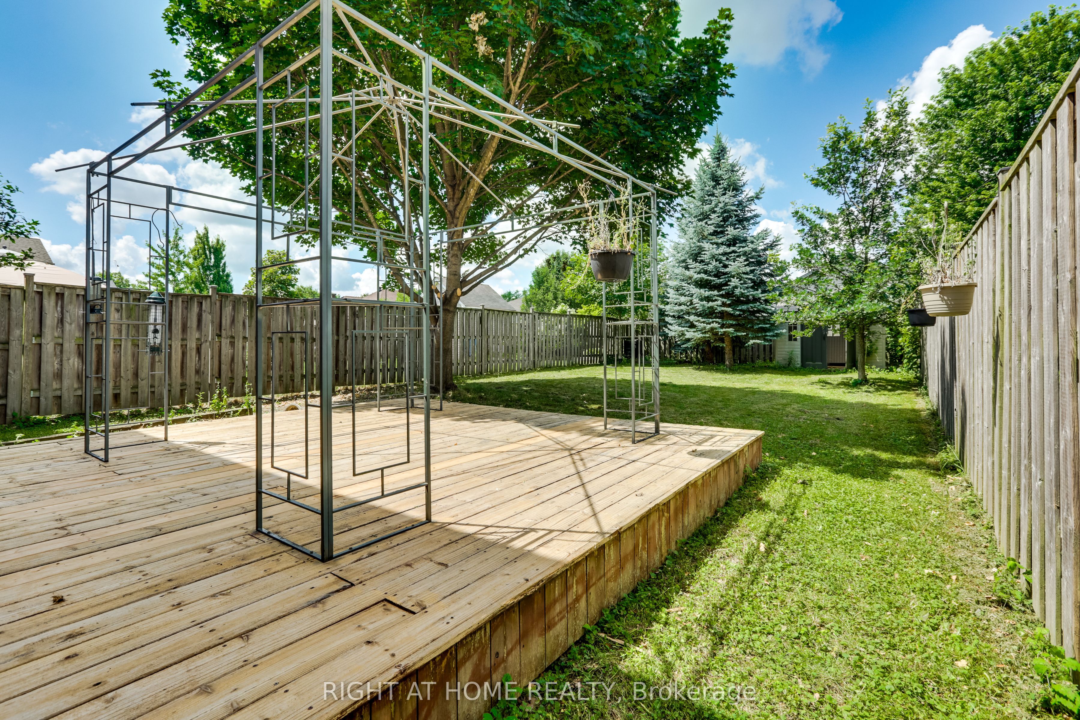 2206 Coronation Drive Property Photo 34