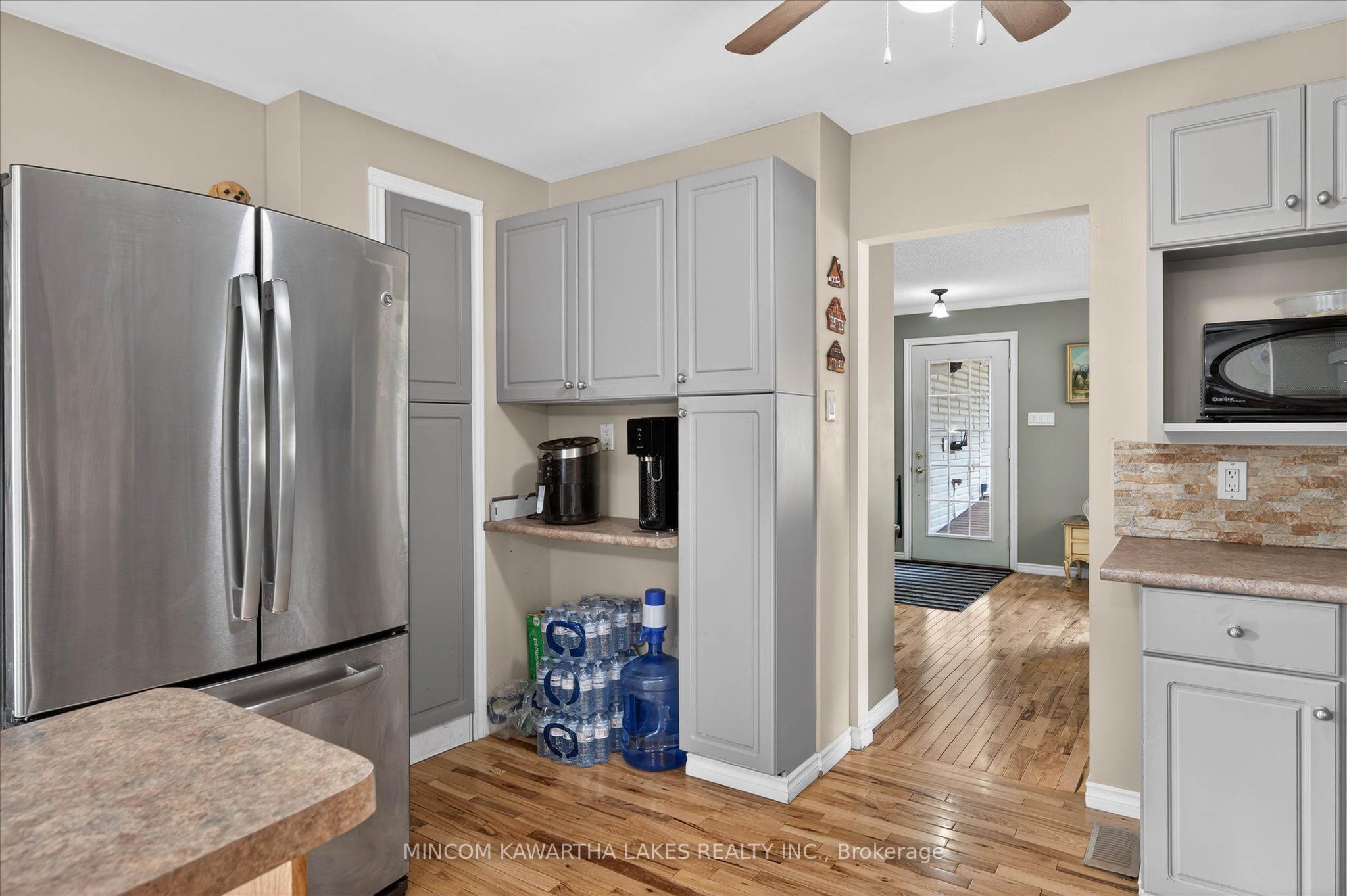 572 Fallis Line Property Photo 10