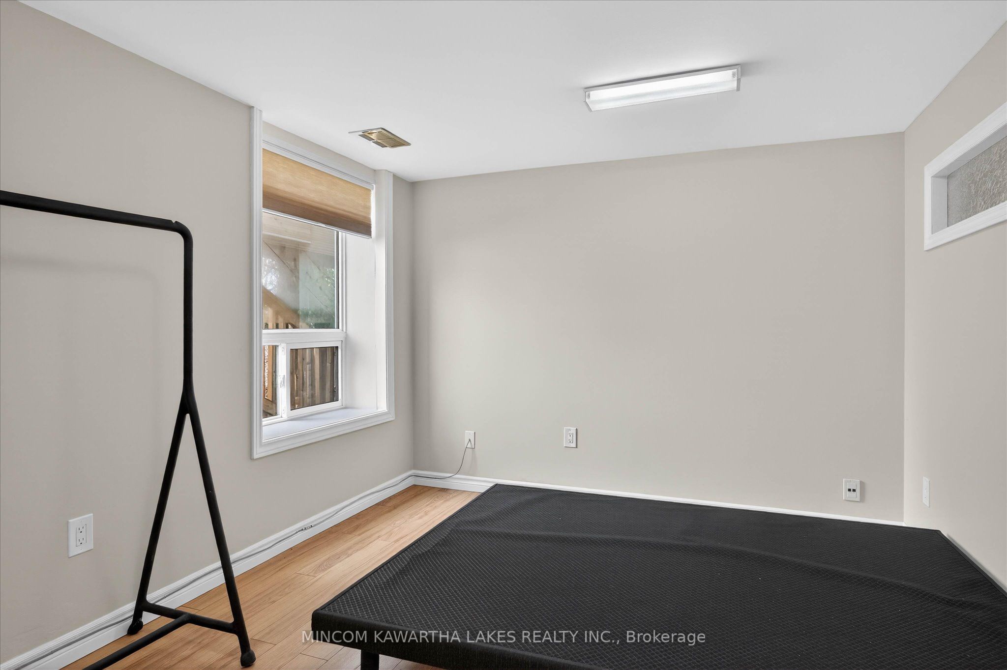 572 Fallis Line Property Photo 19
