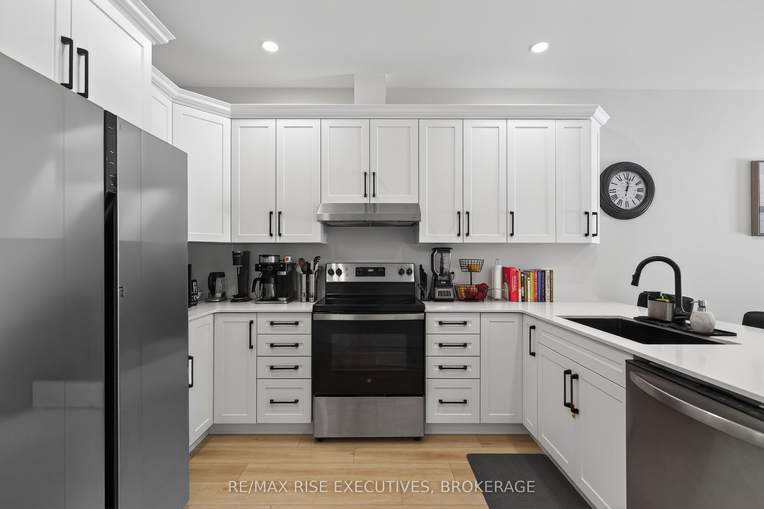 51 Potter Drive Property Photo 12