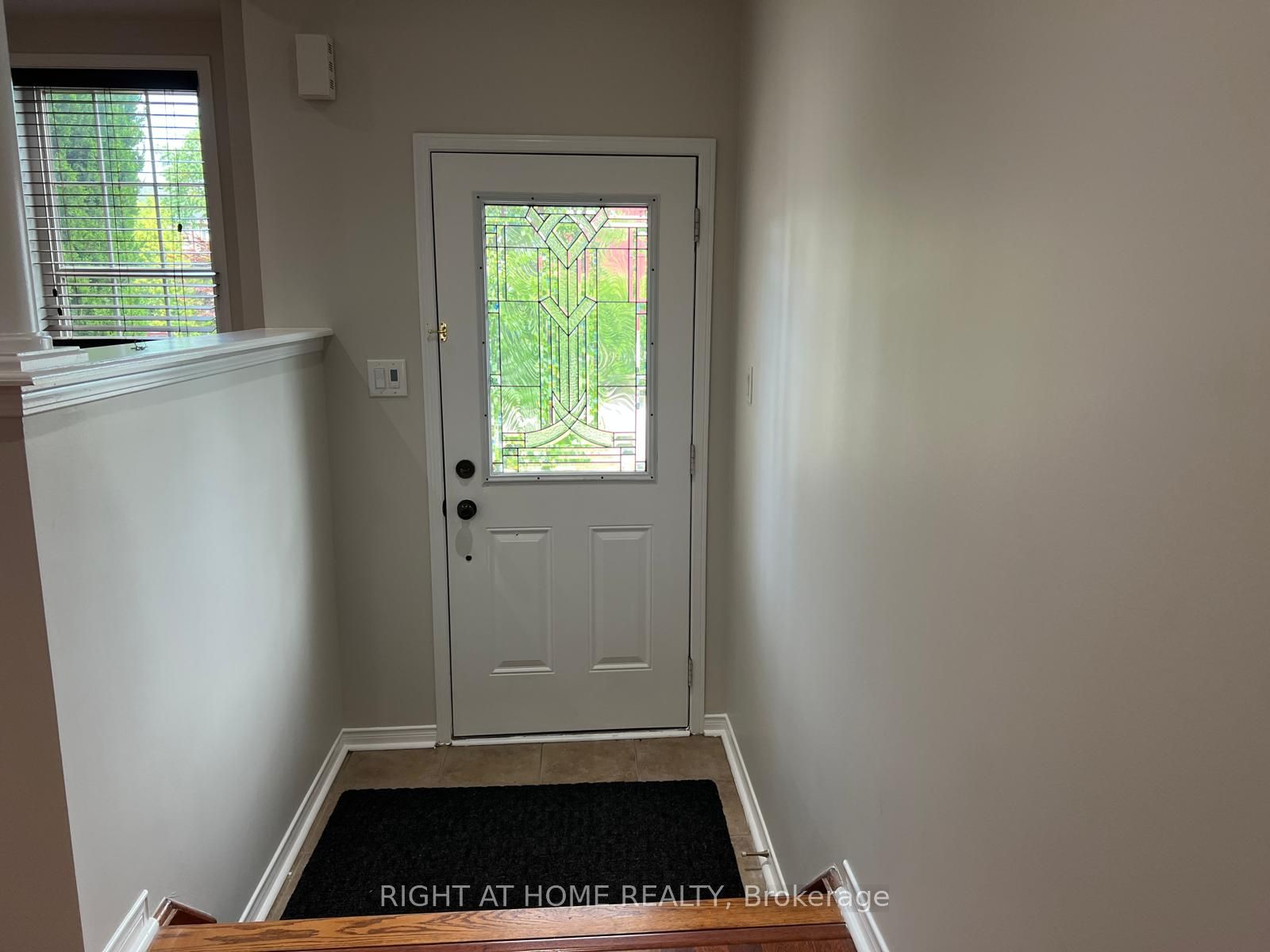 39 Golden Iris Crescent Property Photo 5