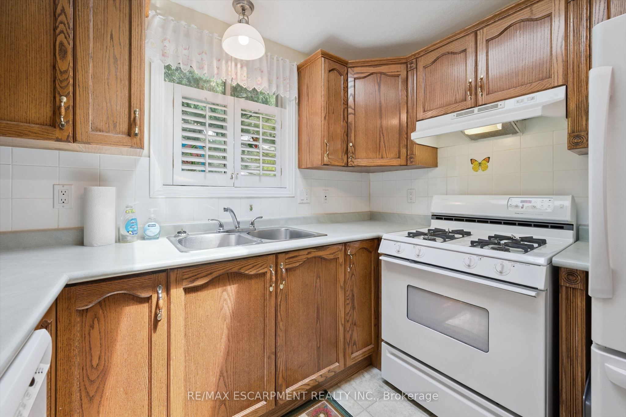 4 Spruce Avenue Property Photo 7