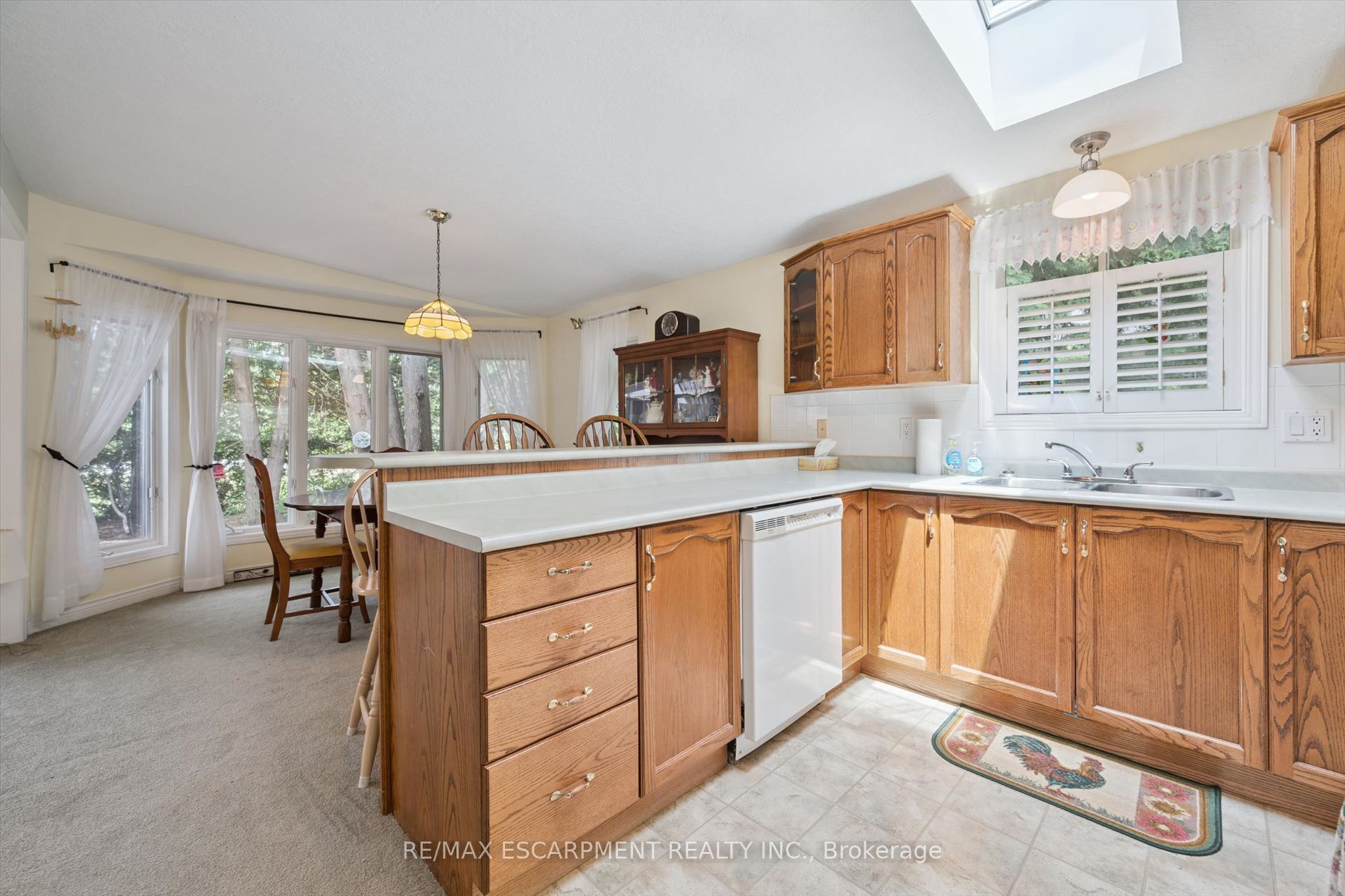 4 Spruce Avenue Property Photo 8