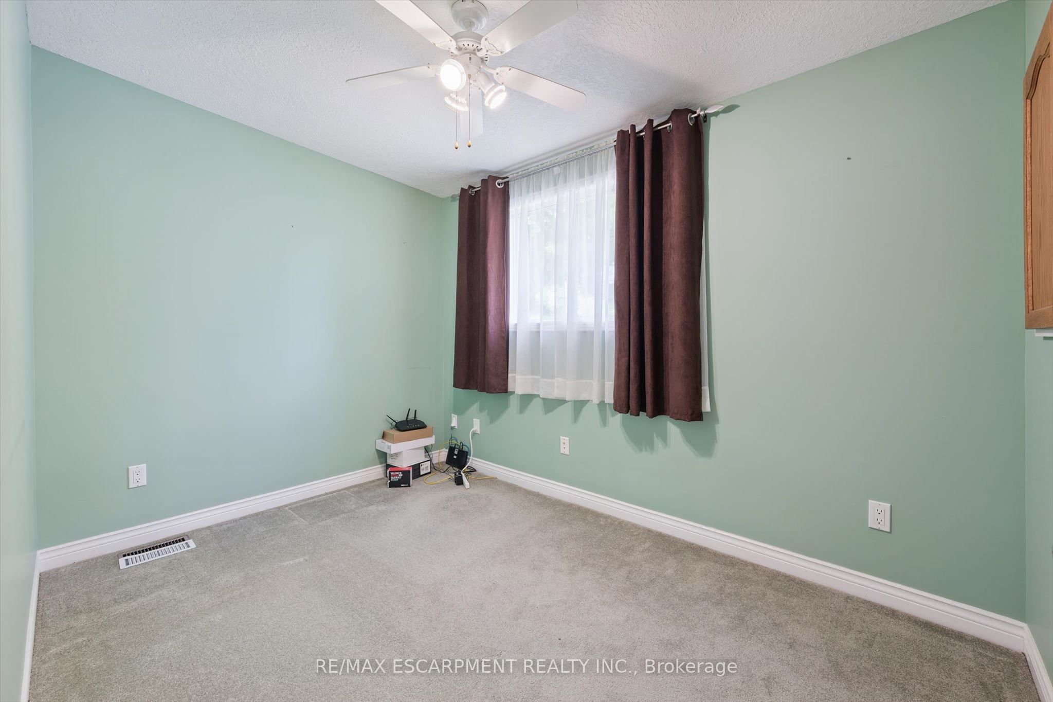 4 Spruce Avenue Property Photo 11