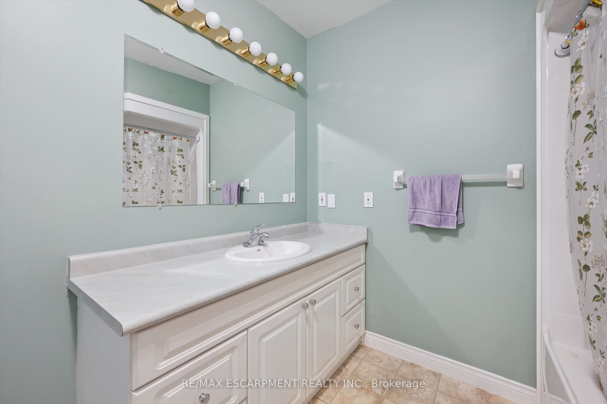 4 Spruce Avenue Property Photo 15