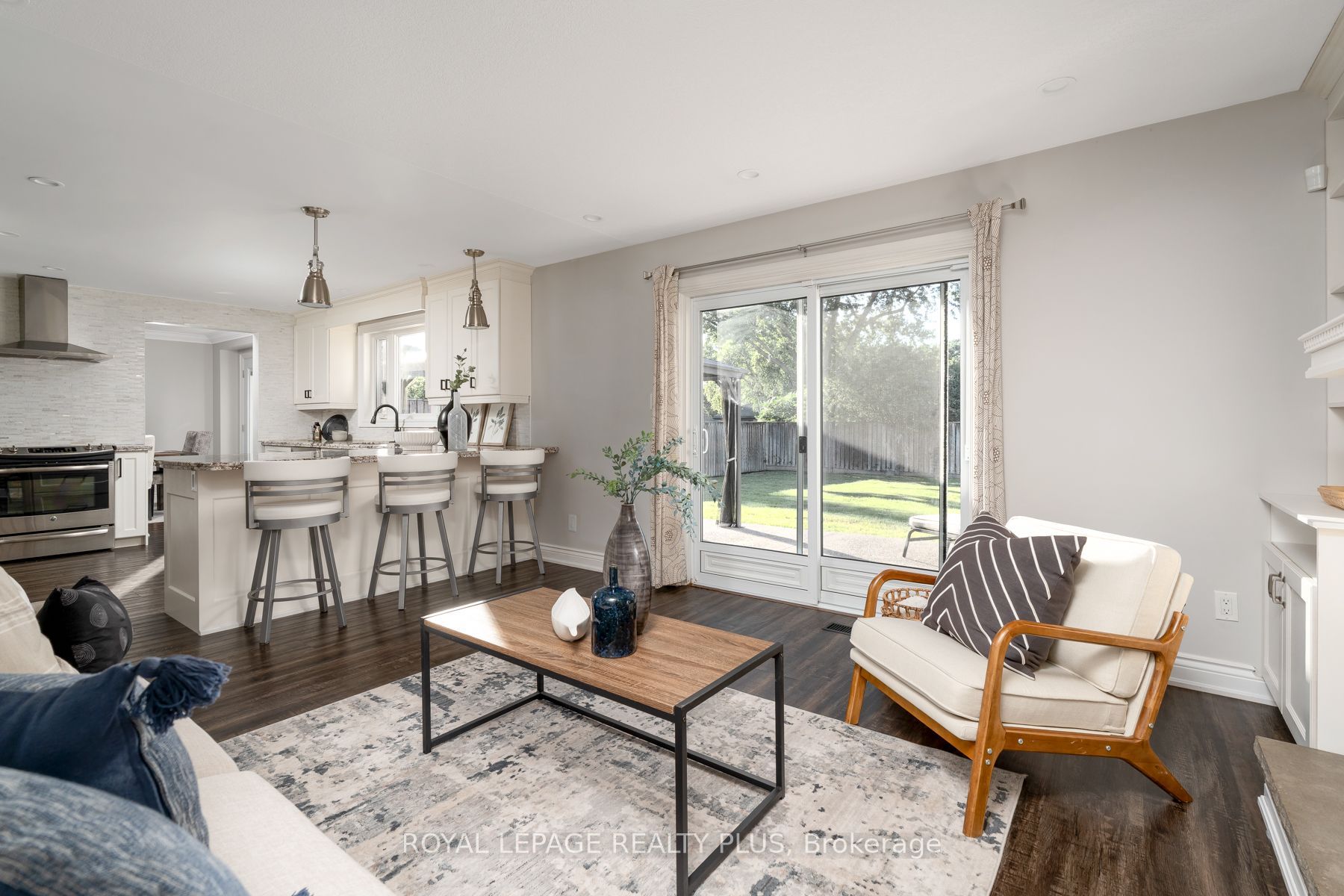 20 San Marino Crescent Property Photo 20