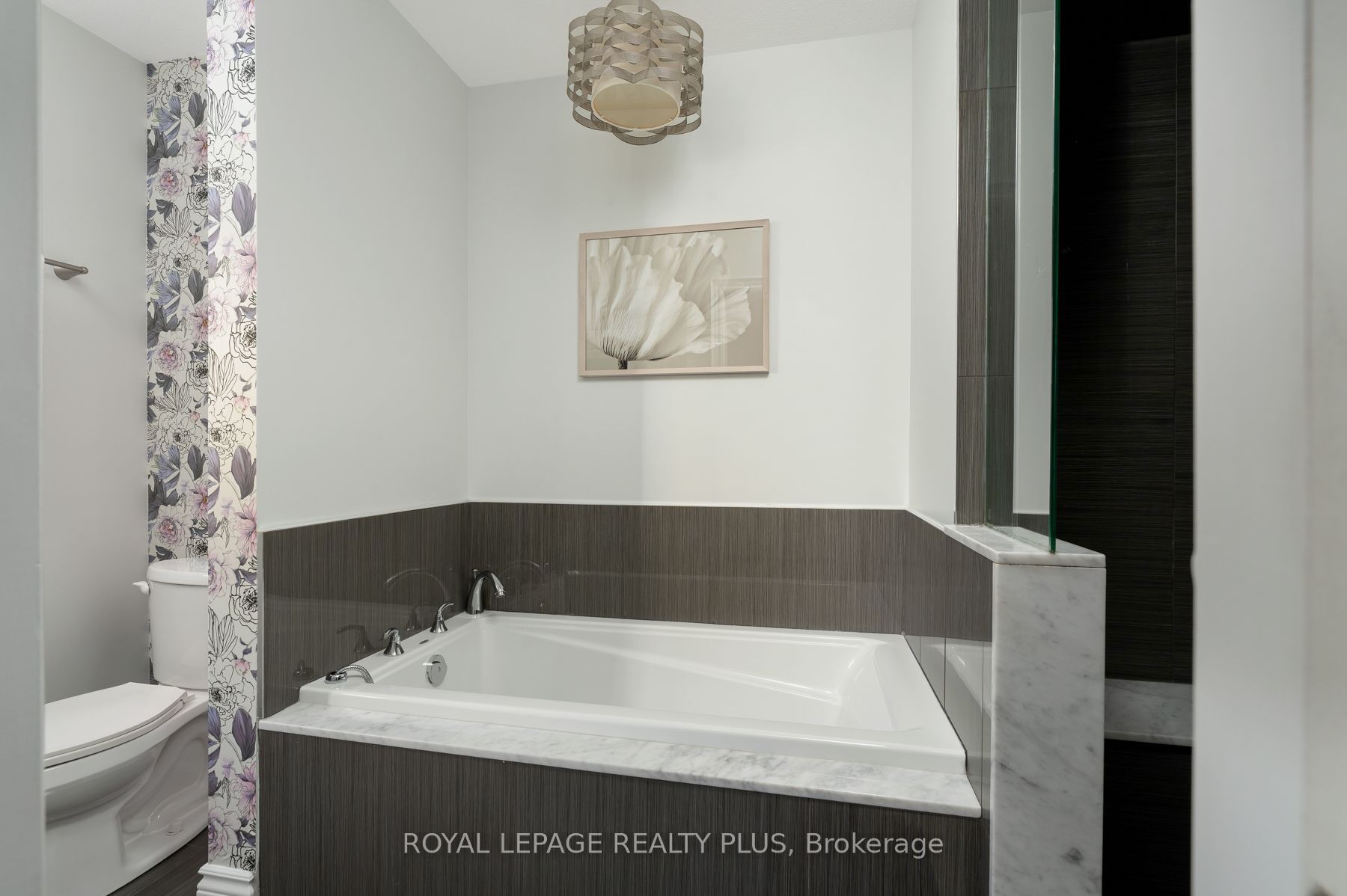 20 San Marino Crescent Property Photo 27