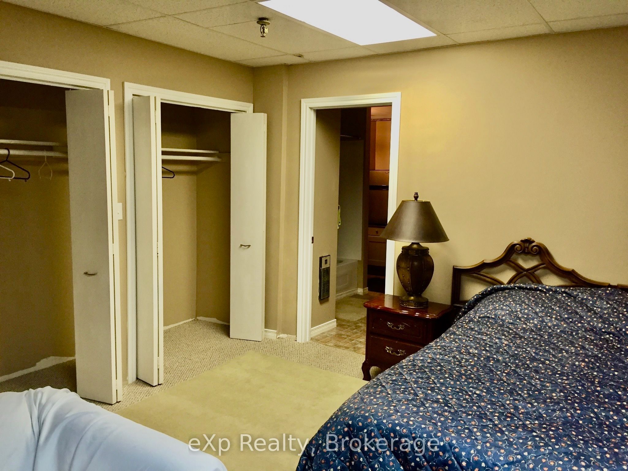 130 Durham Street E Property Photo 3