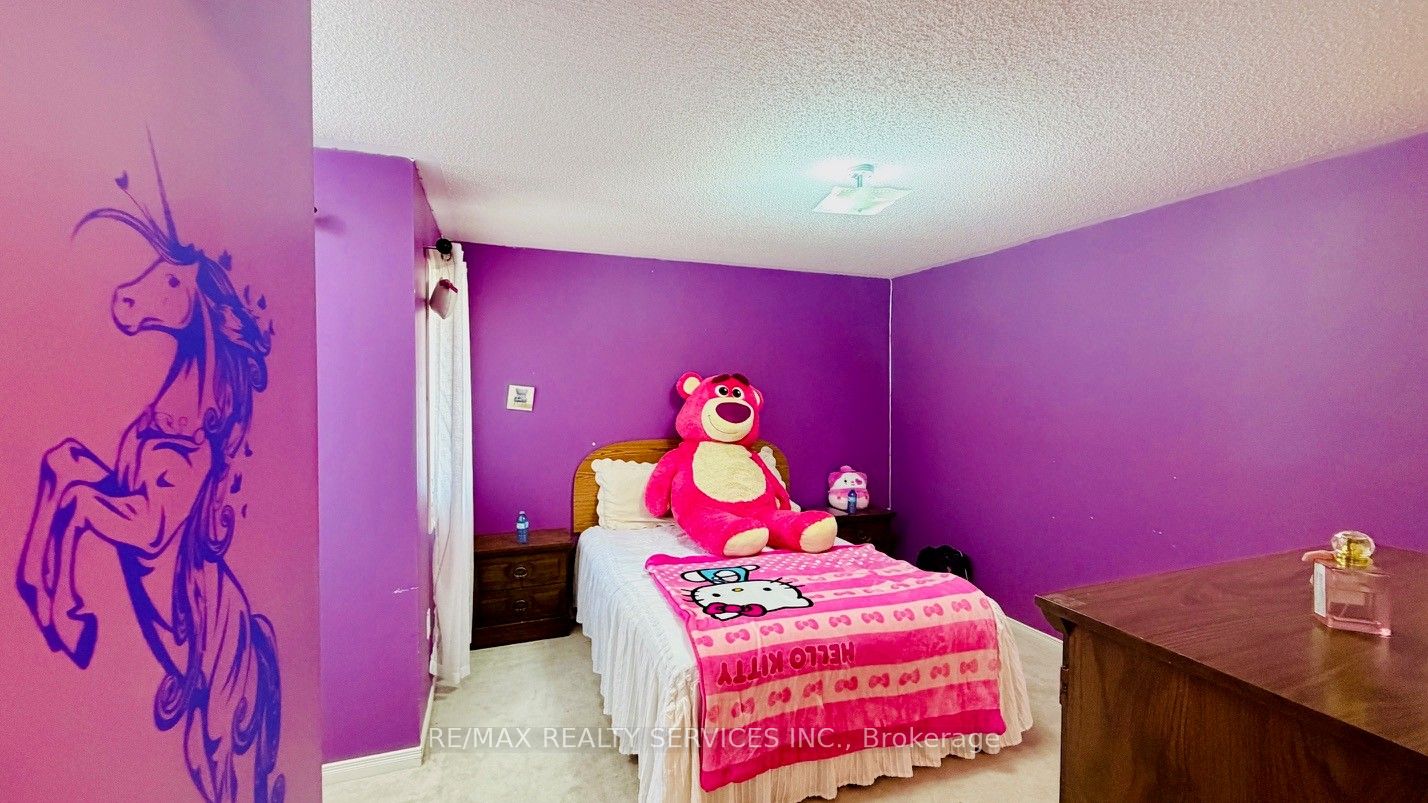 261 Thomas Avenue Property Photo 22
