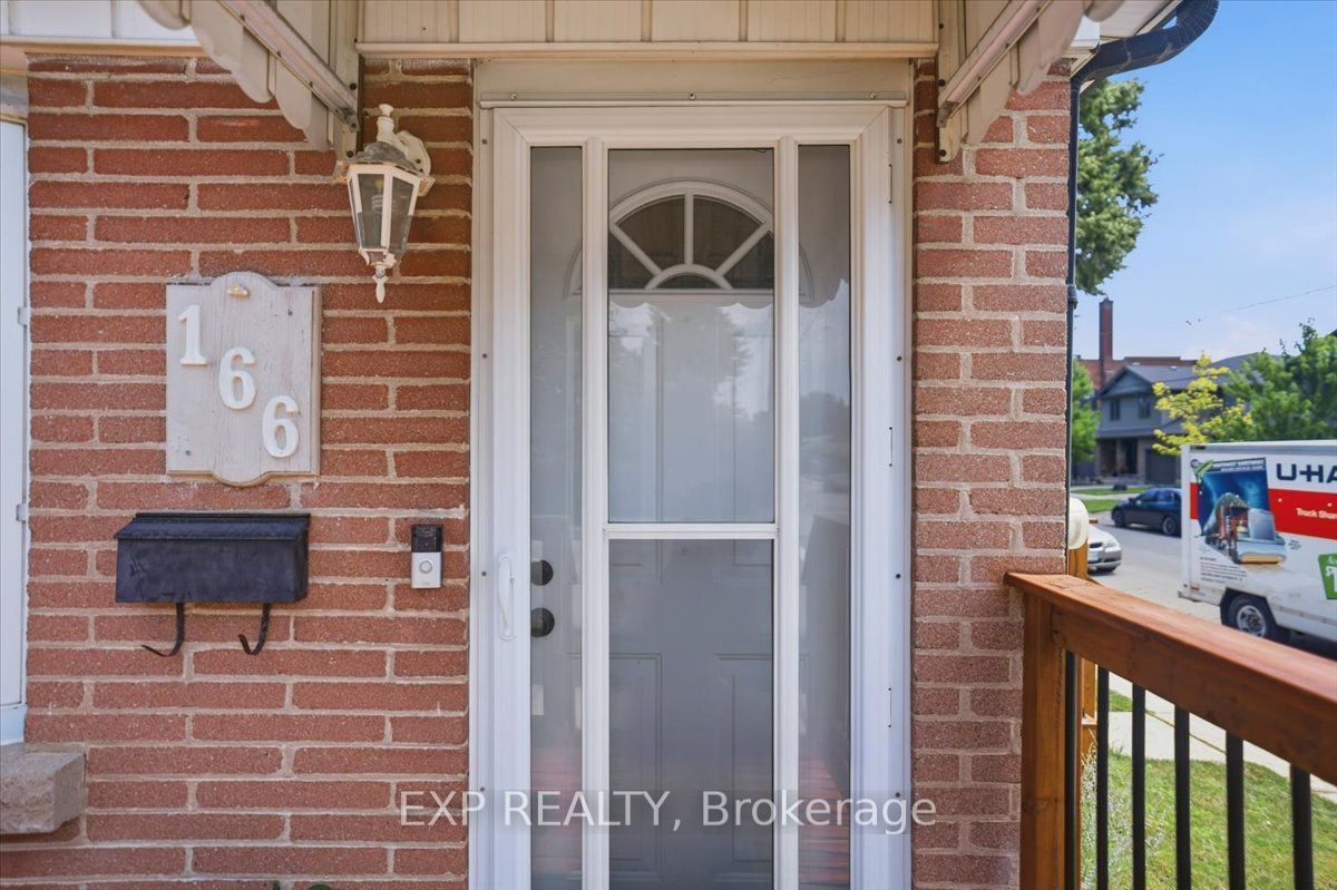 166 Catharine Avenue Property Photo 6