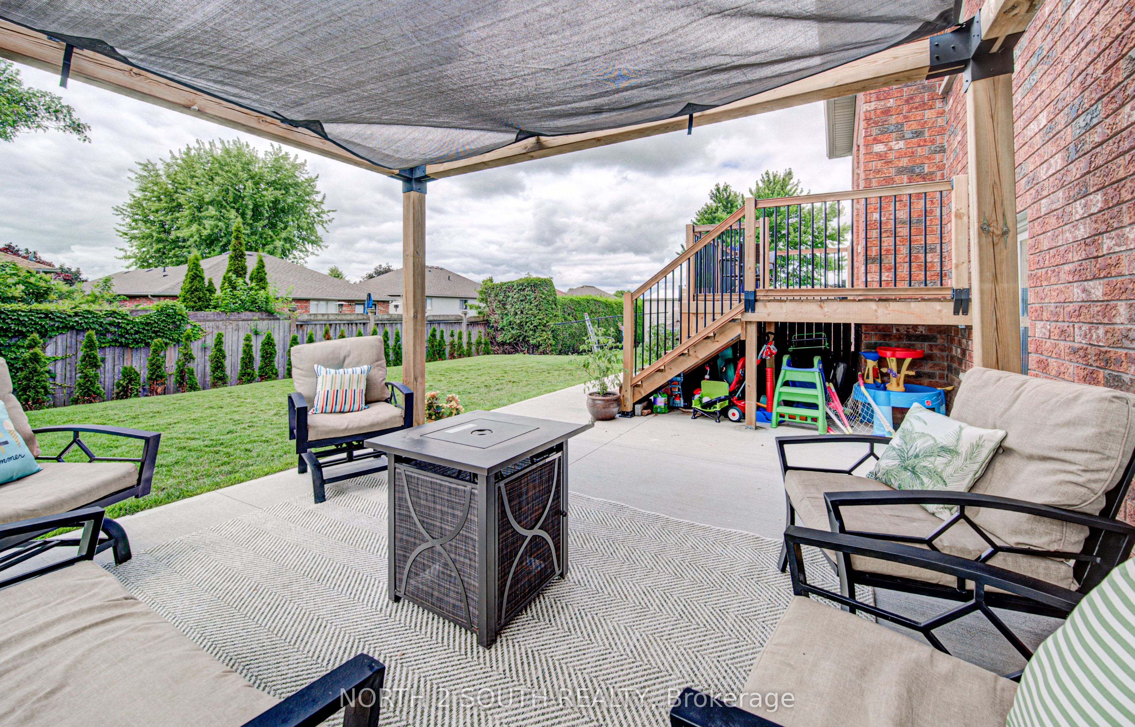 22 Long Lane Property Photo 45