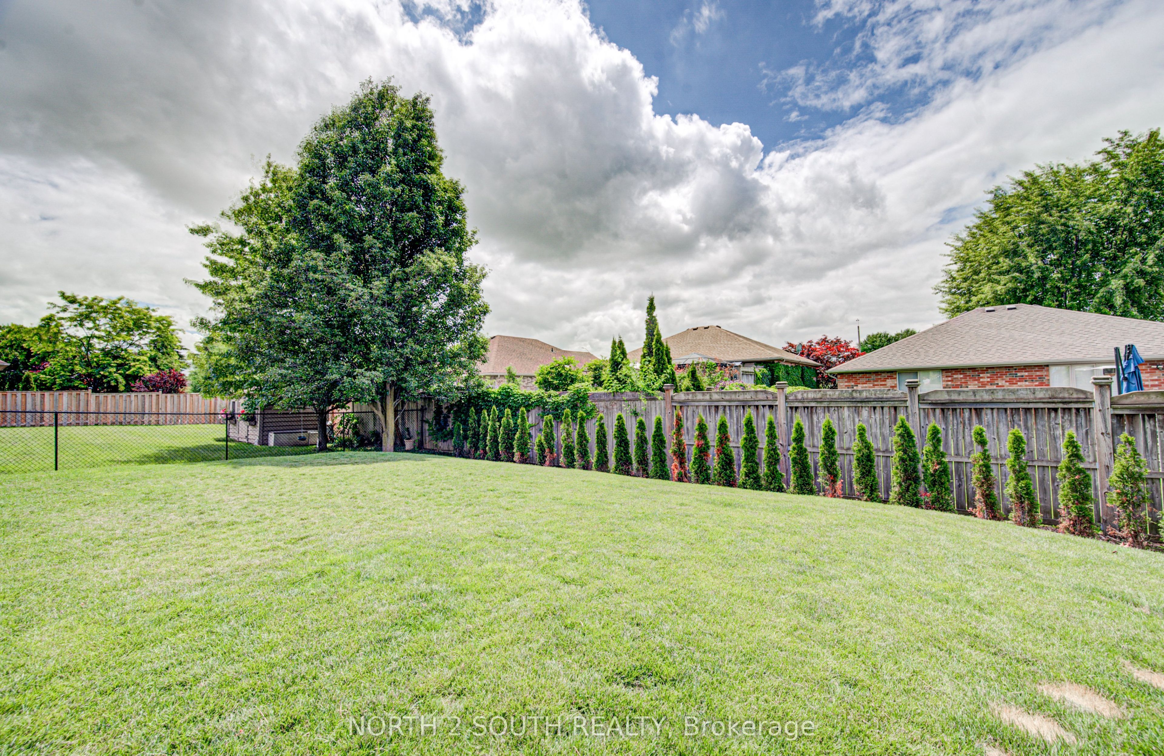 22 Long Lane Property Photo 47