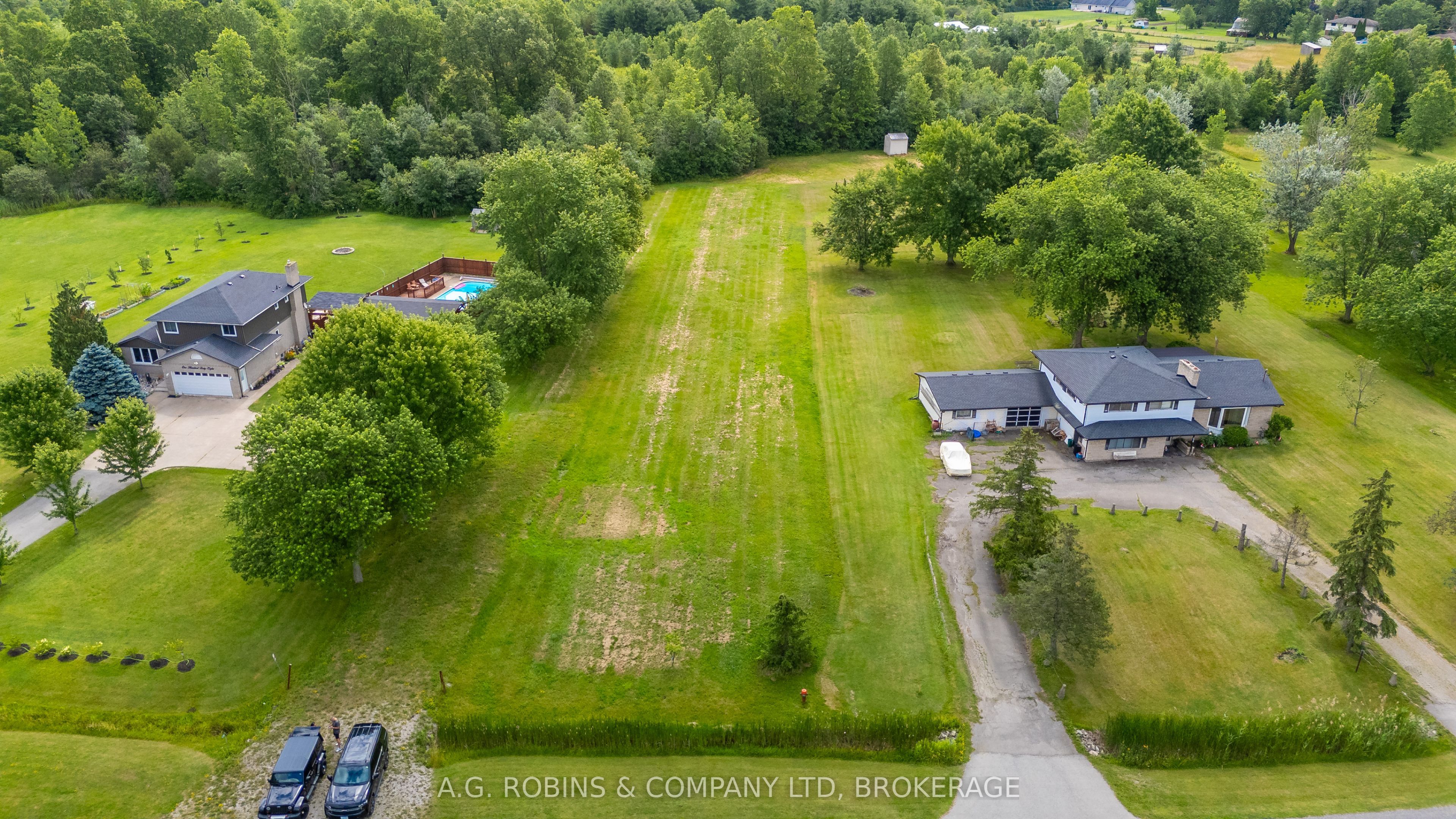 138 Moyer Road Property Photo 2