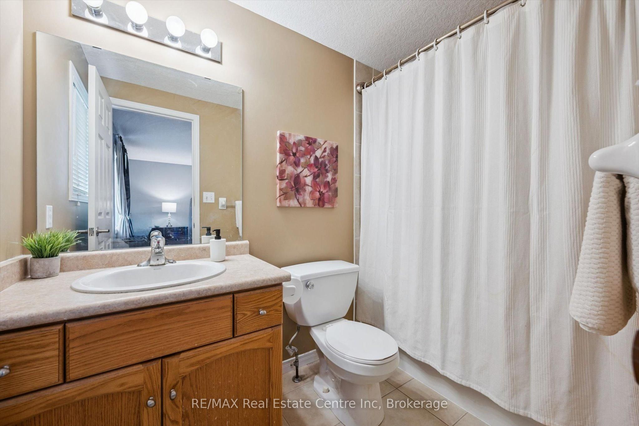 210 Dawn Avenue 38 Property Photo 7