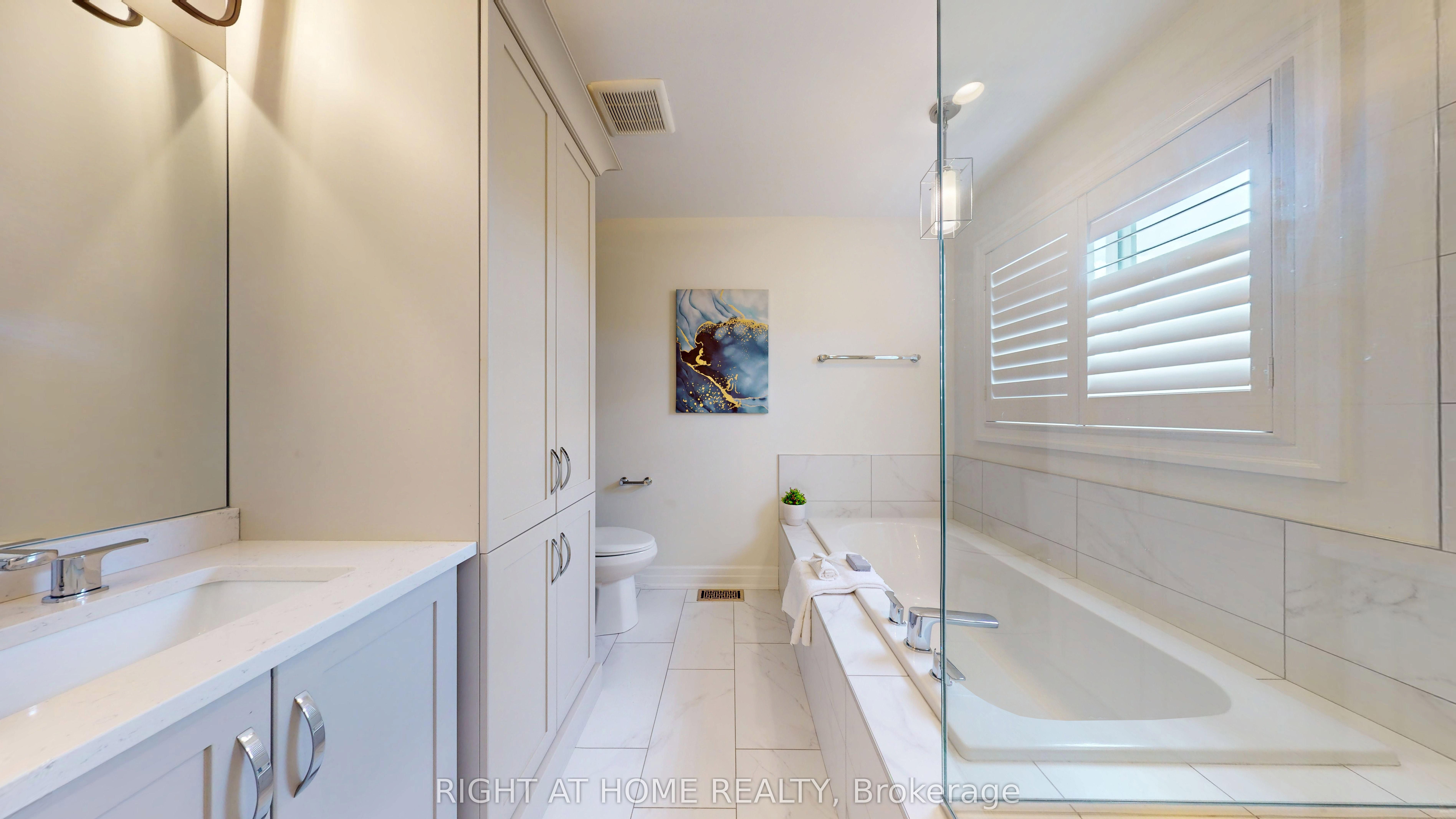 937 Lennon Way Property Photo 35