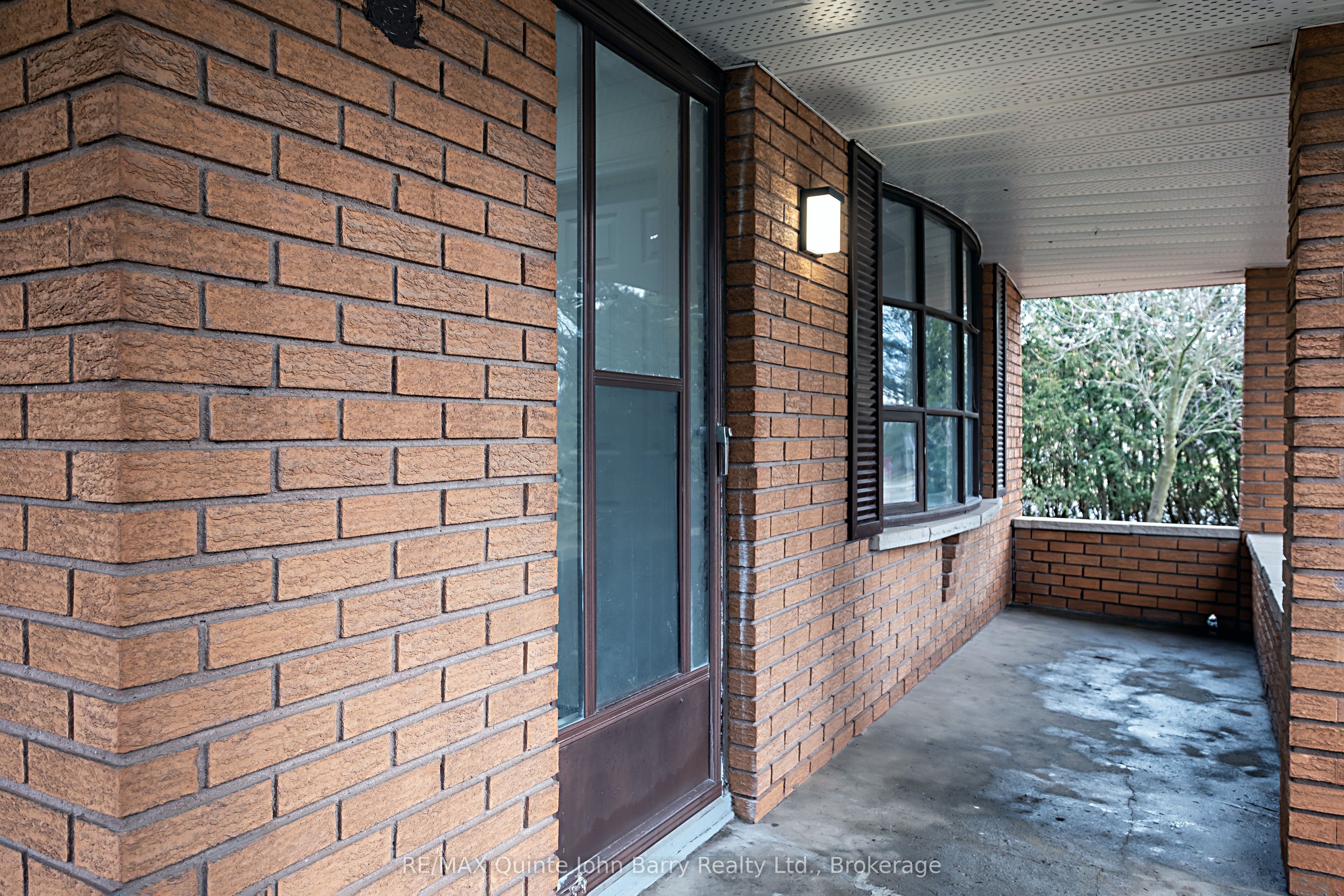 18130 Telephone Road Property Photo 3