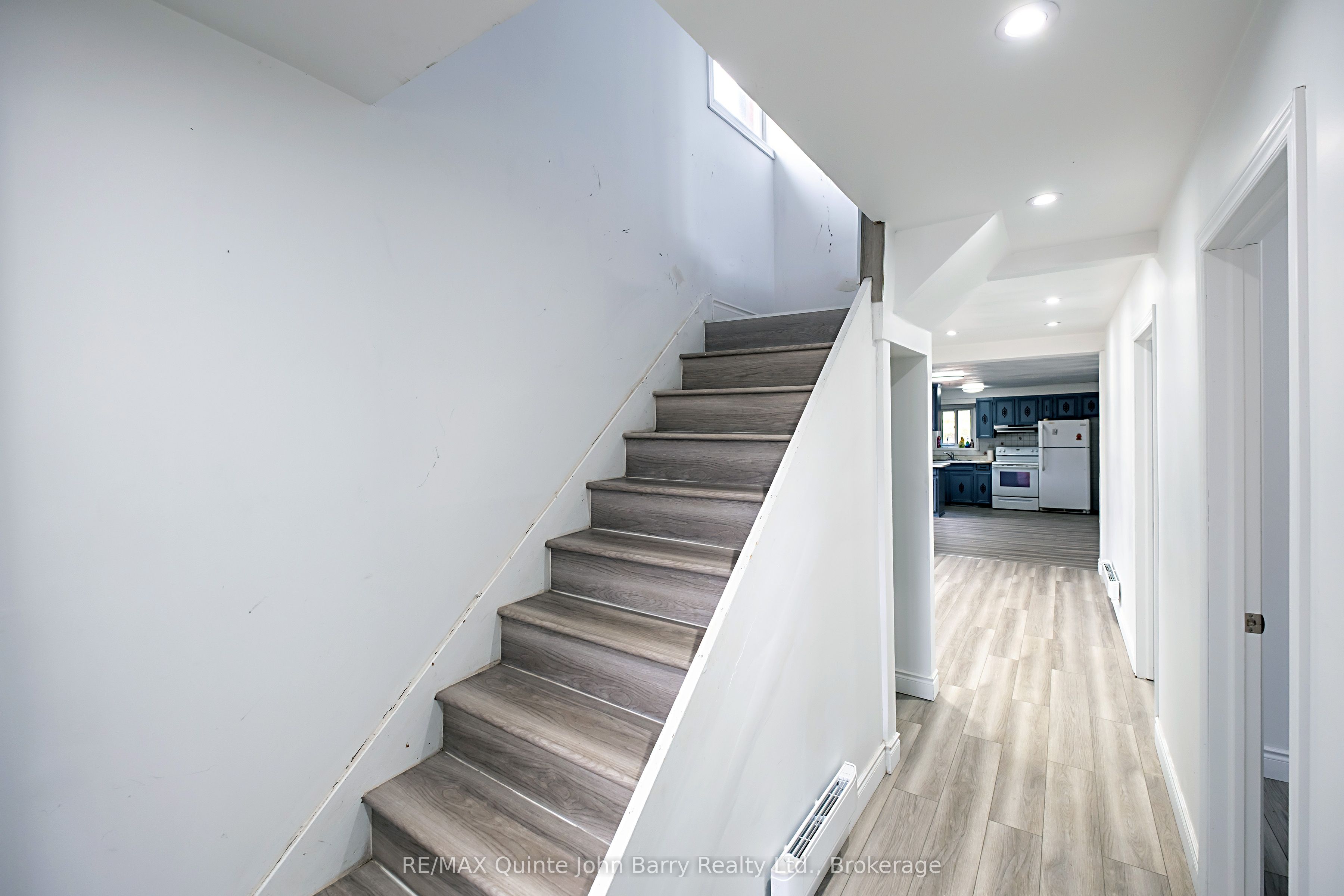 18130 Telephone Road Property Photo 4