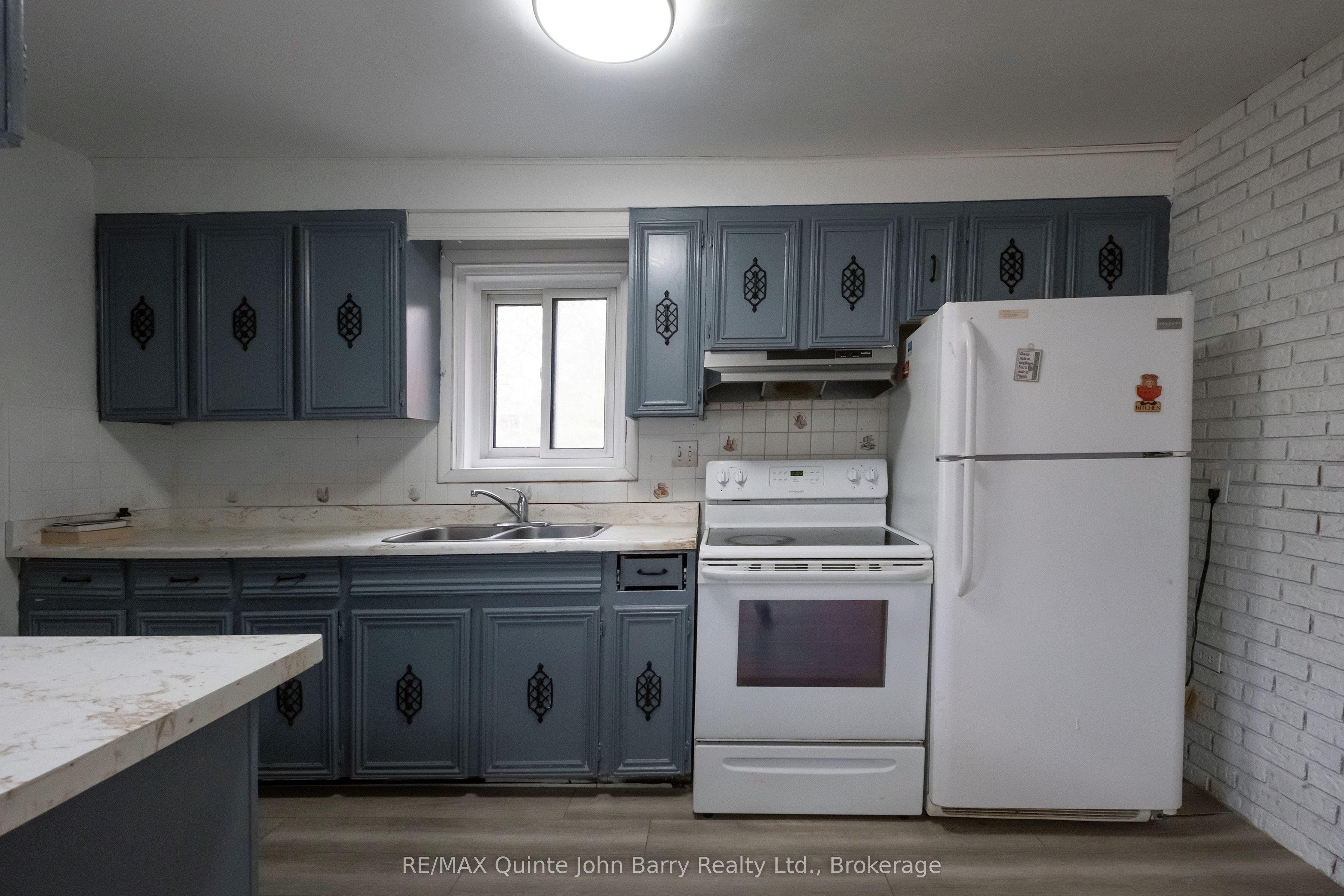 18130 Telephone Road Property Photo 9