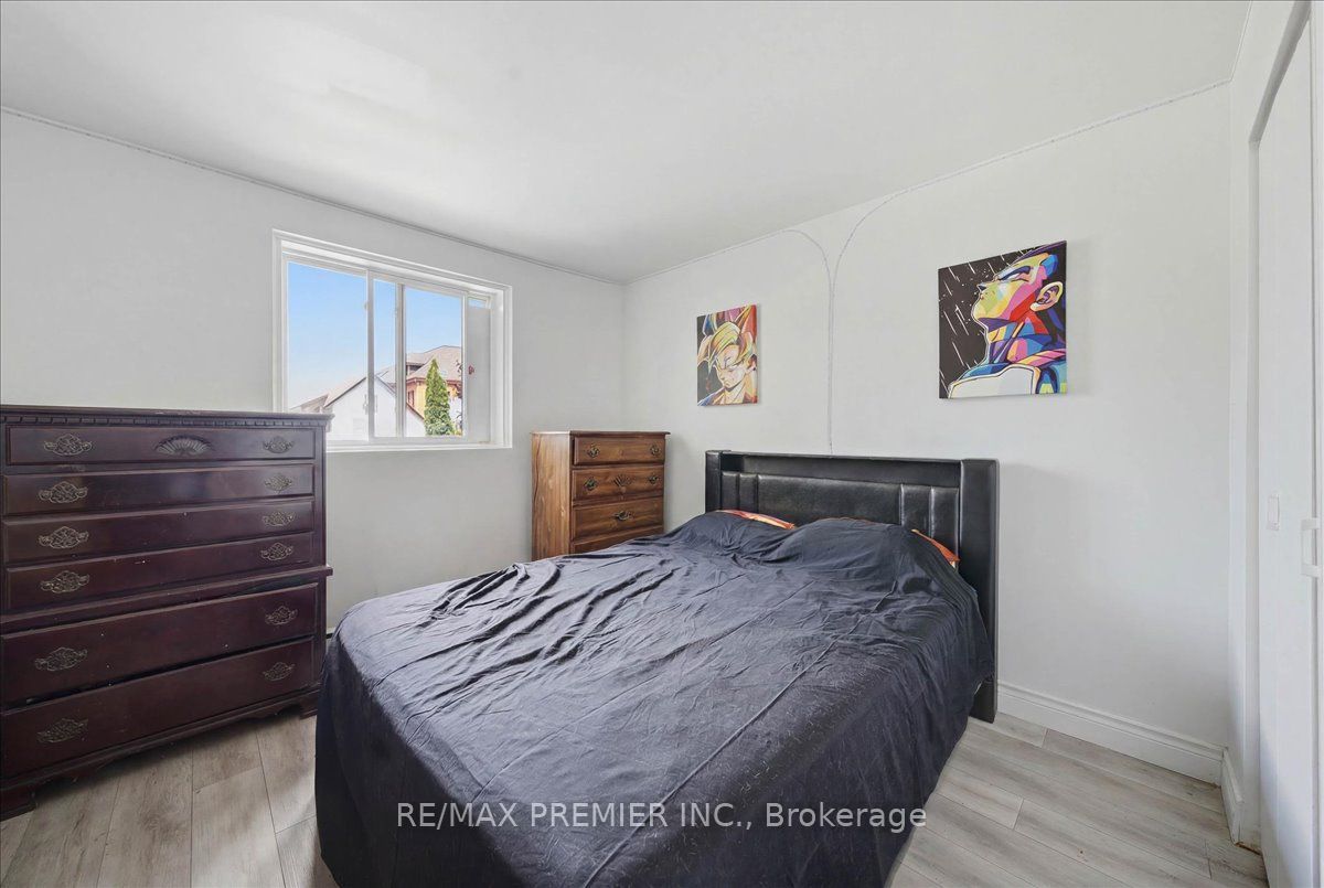 214 Wentworth Street S Property Photo 20