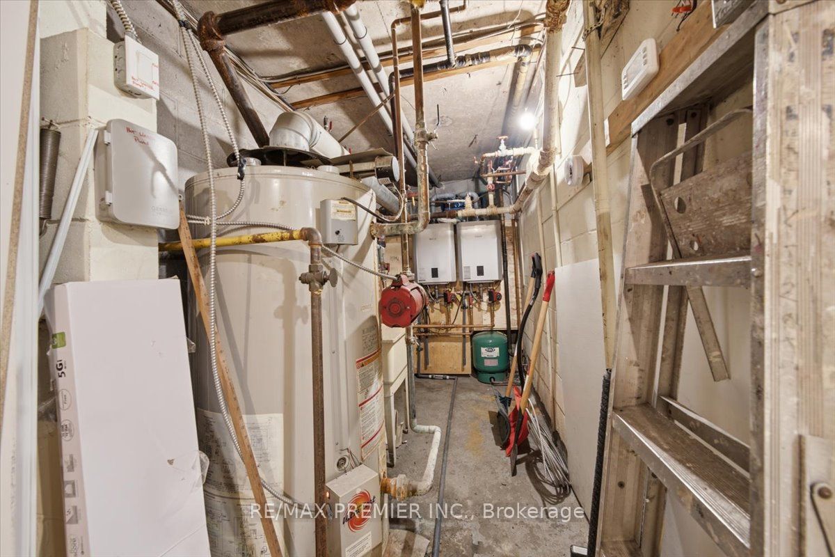 214 Wentworth Street S Property Photo 21