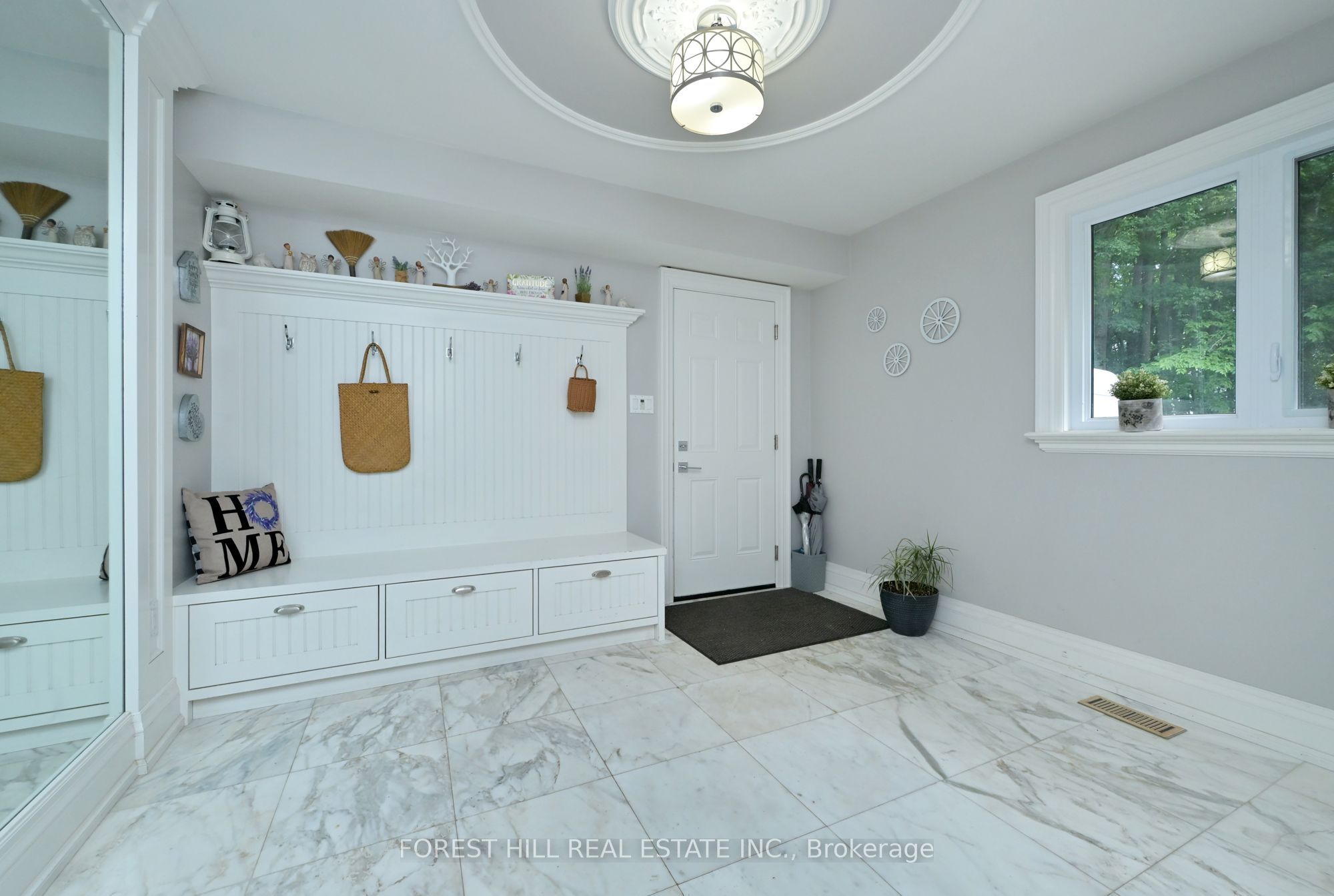 347094 Mono Centre Road Property Photo 7