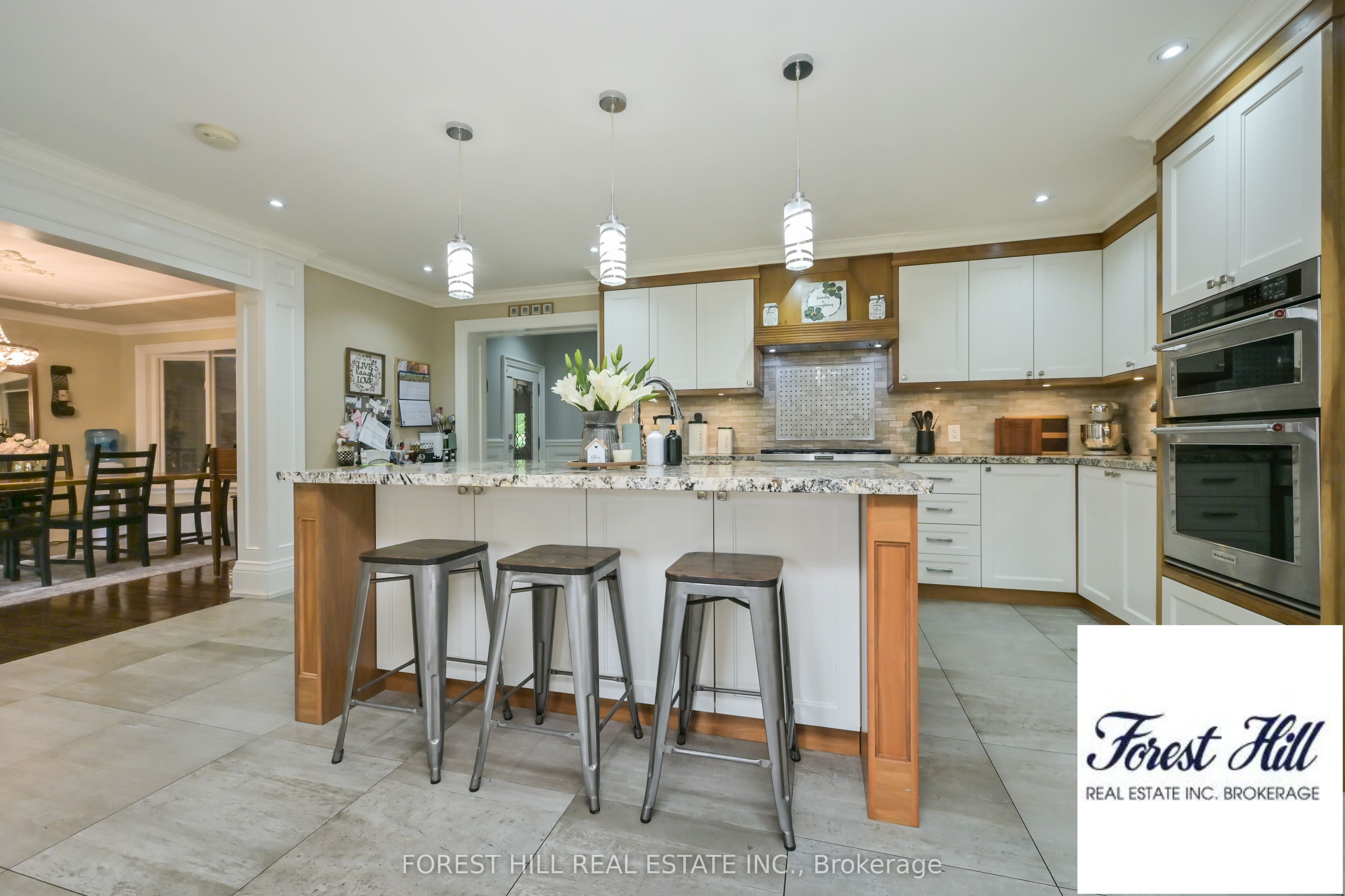 347094 Mono Centre Road Property Photo 9