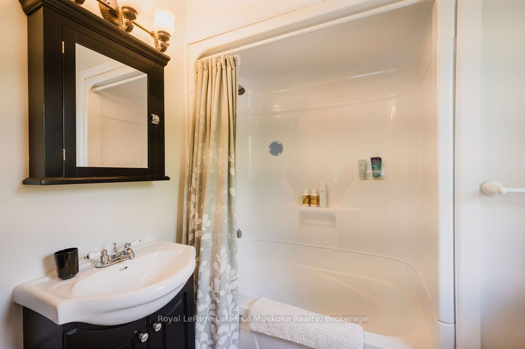 12 Murray Street Property Photo 19
