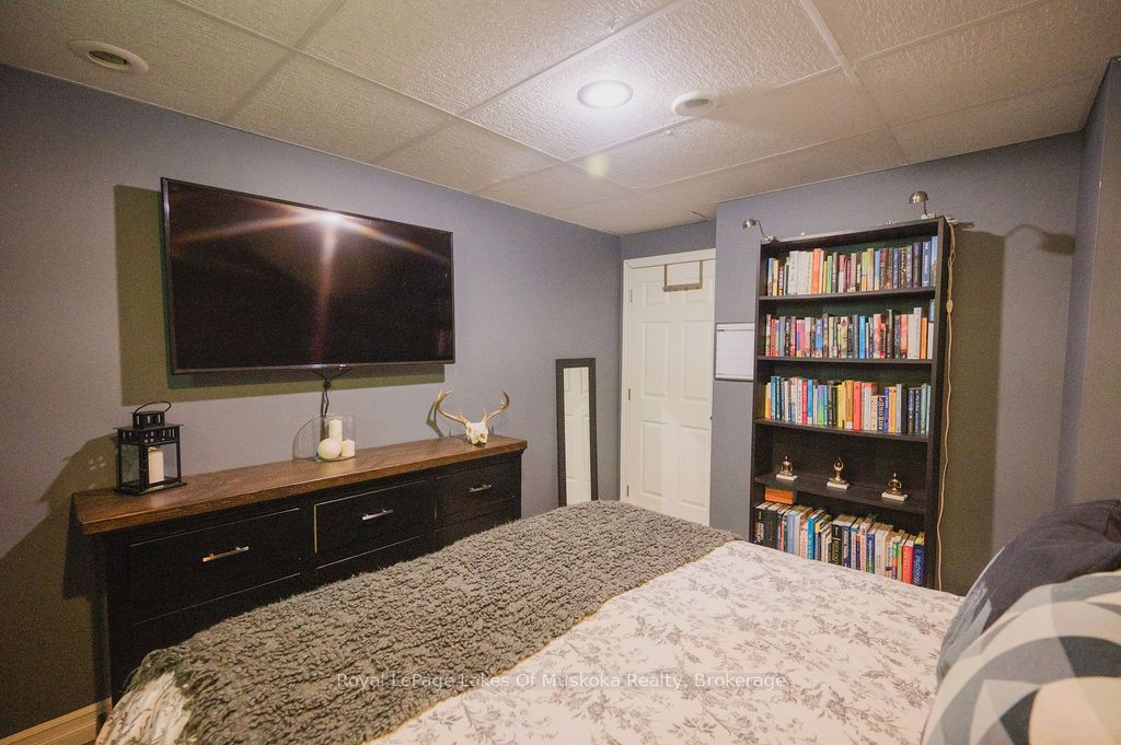 12 Murray Street Property Photo 33