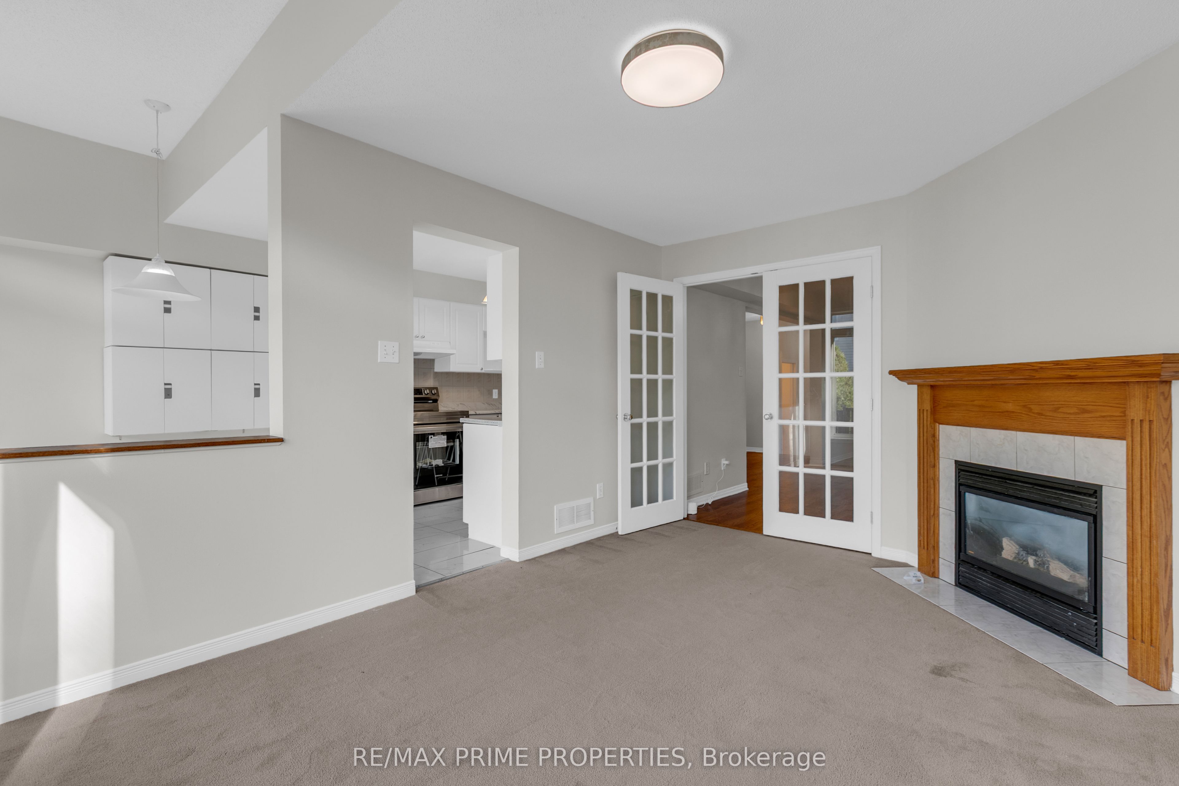 246 Duntroon Circle Property Photo 12