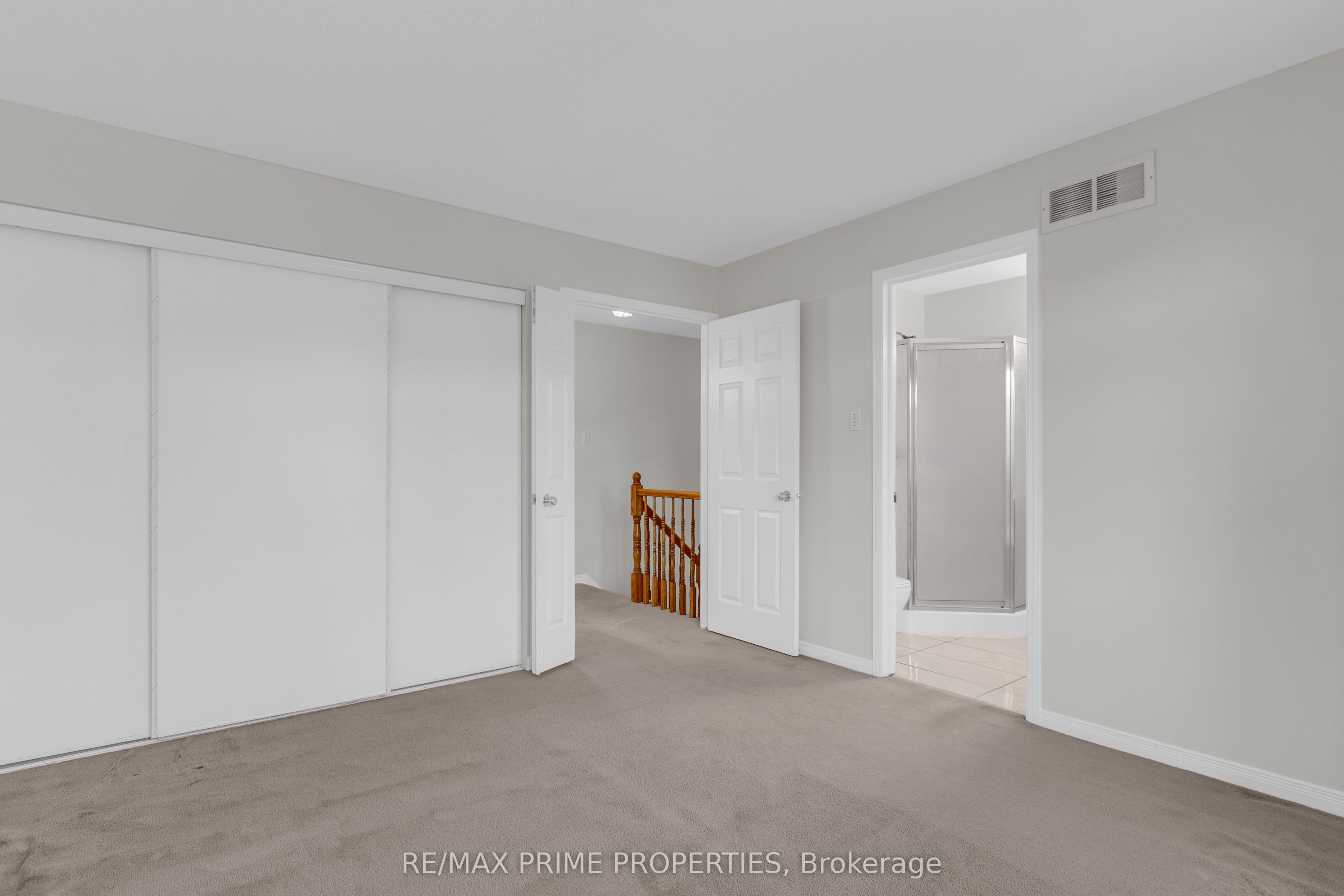 246 Duntroon Circle Property Photo 25