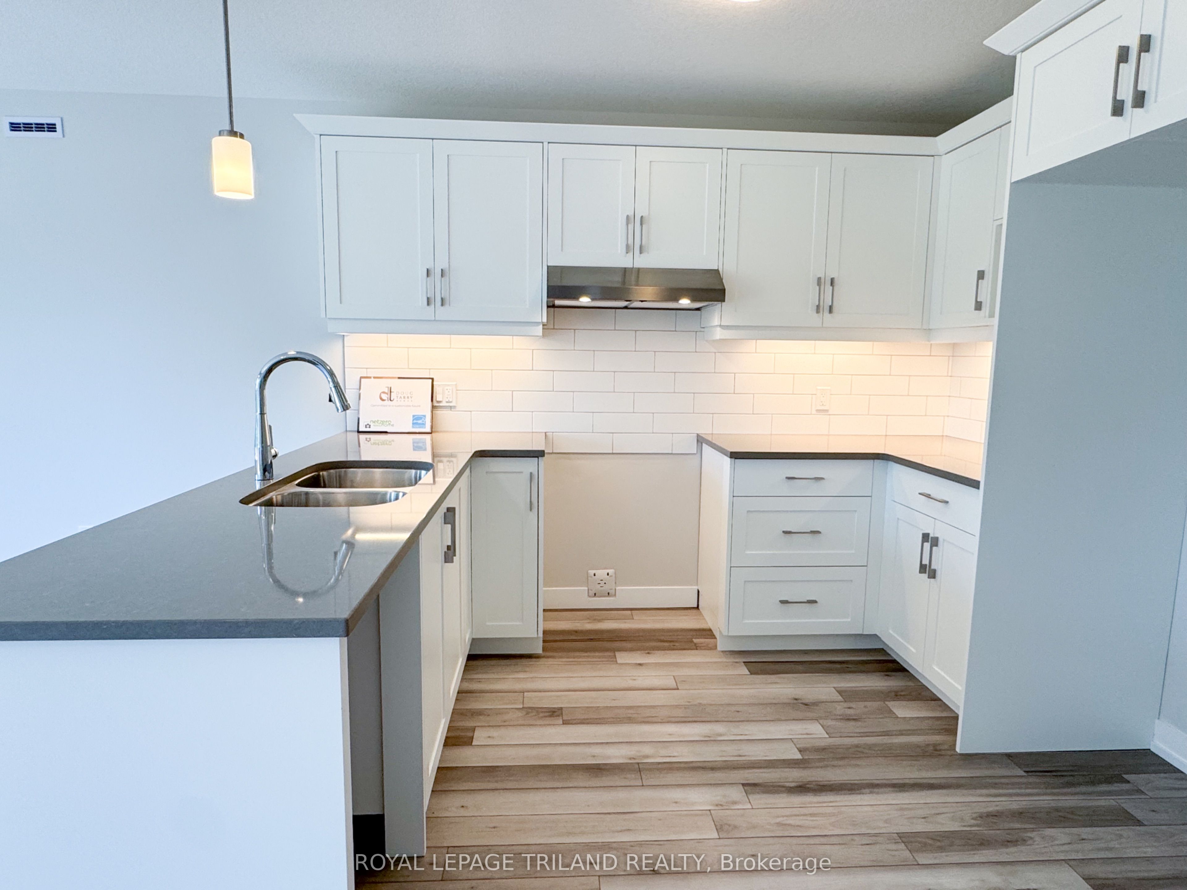 117 Styles Drive Property Photo 6