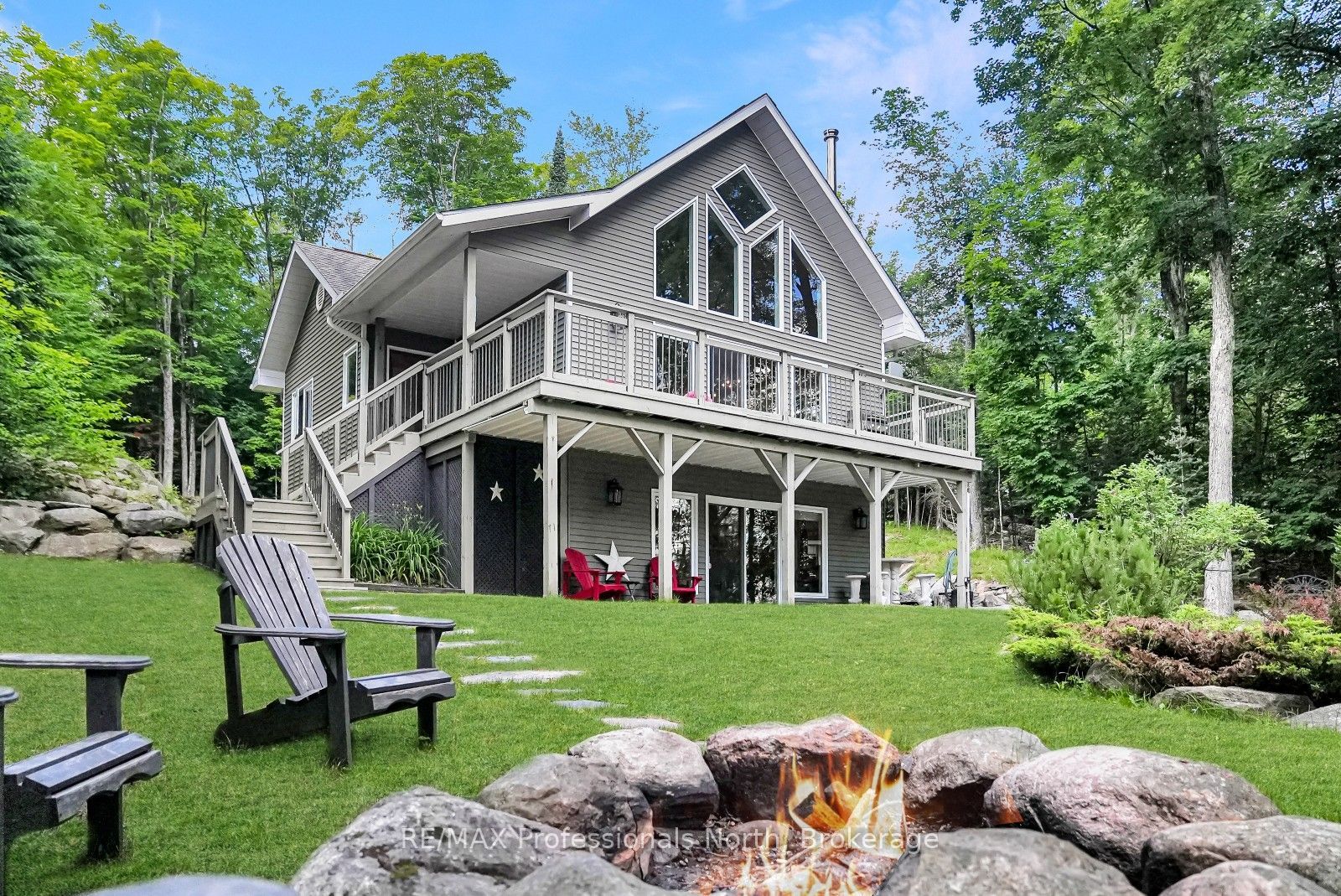 1311 Wonderland Road Property Photo 1