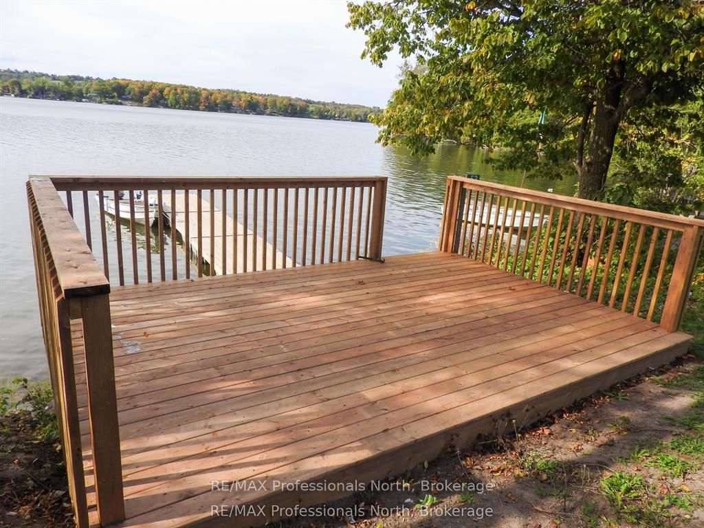 53 Long Island Property Photo 3