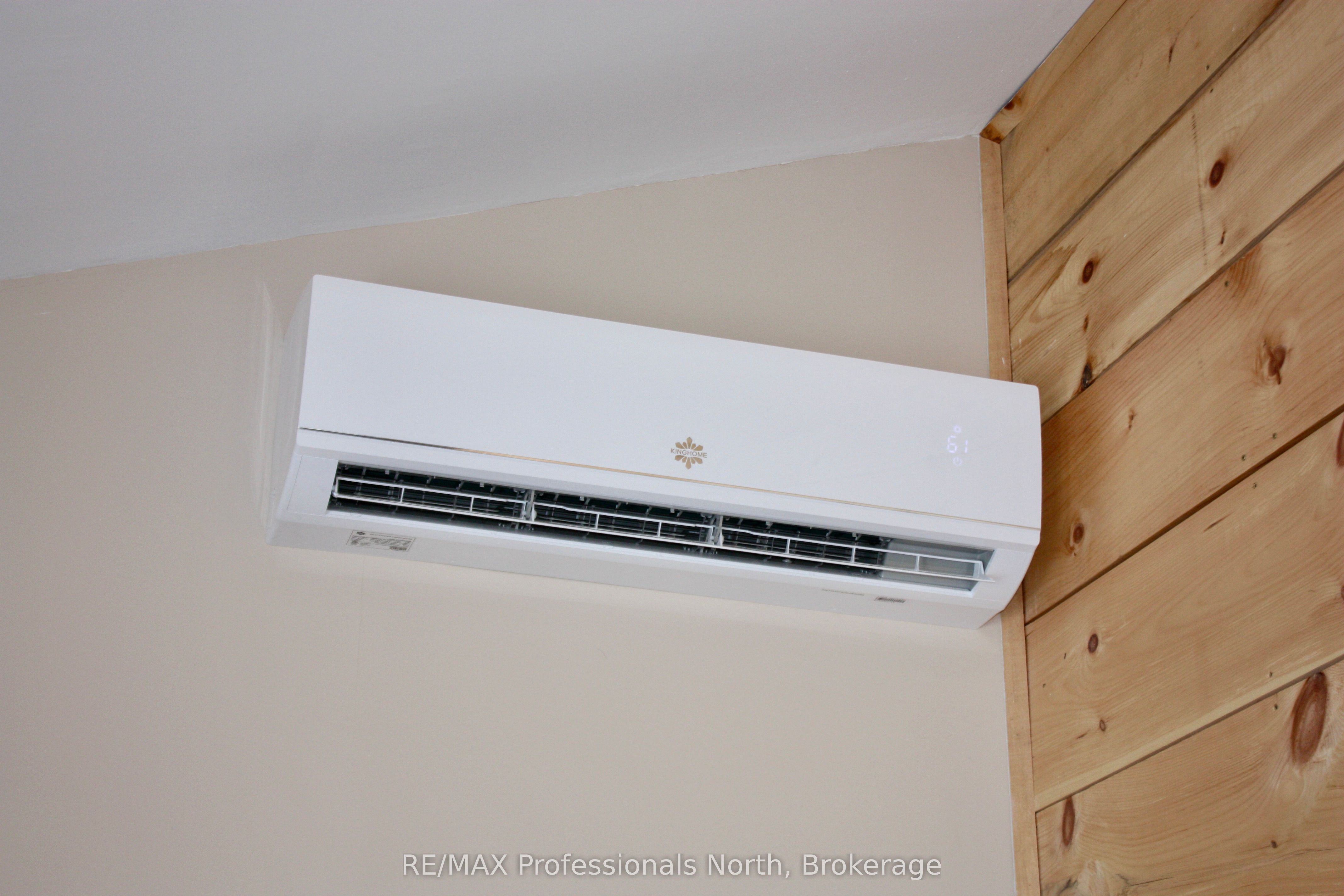 53 Long Island Property Photo 13