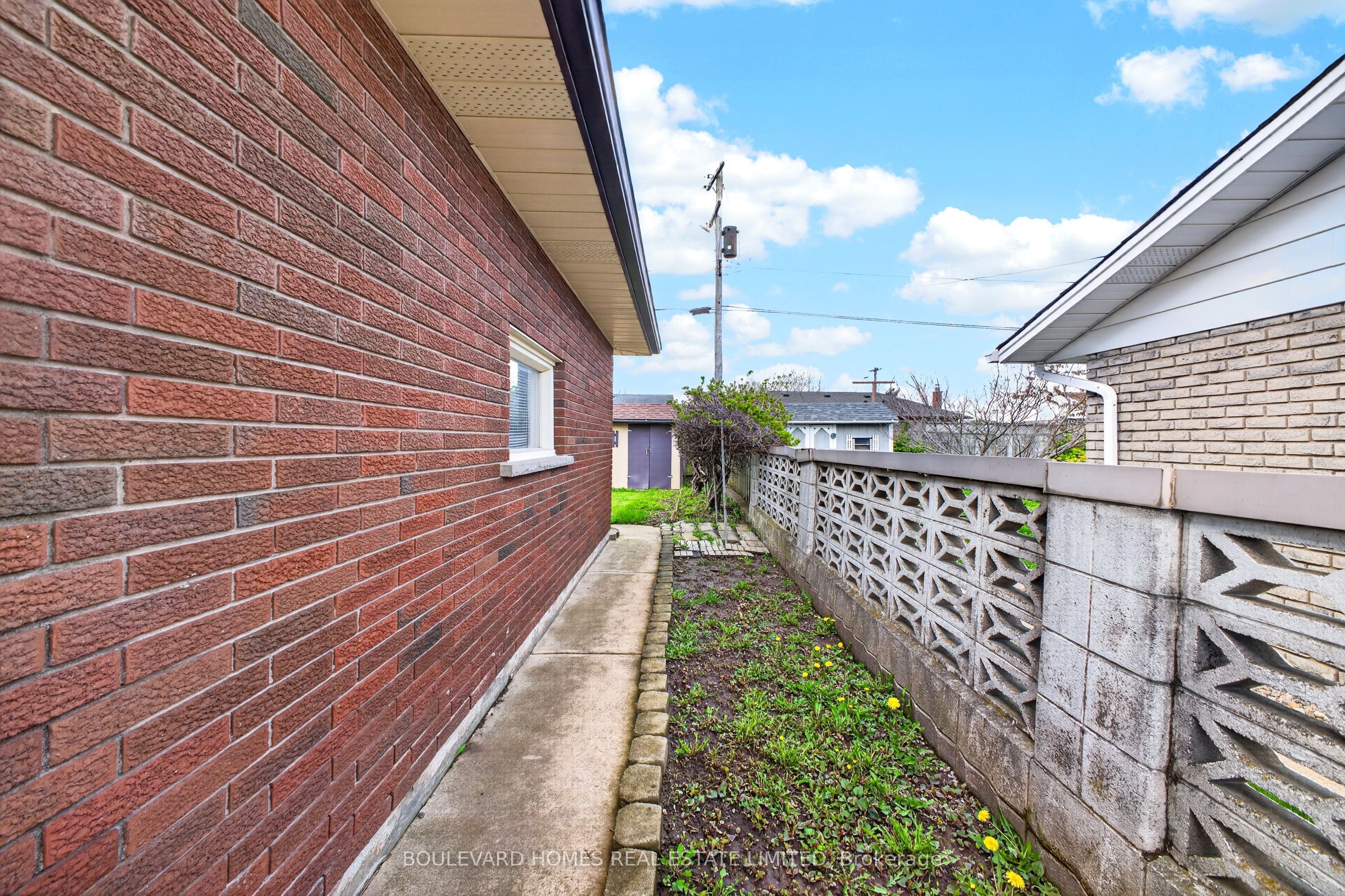 66 Watt Avenue Property Photo 6