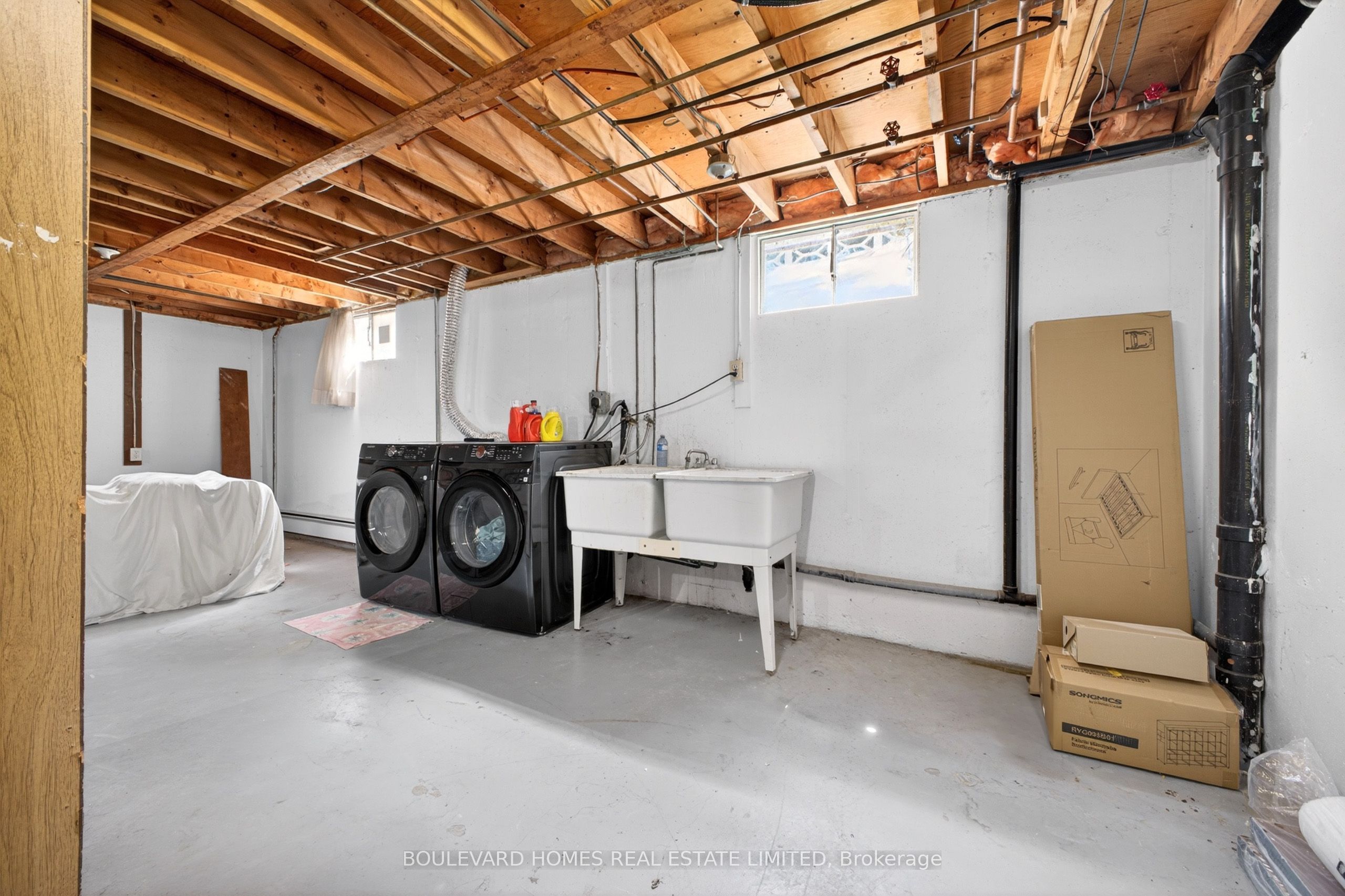 66 Watt Avenue Property Photo 34