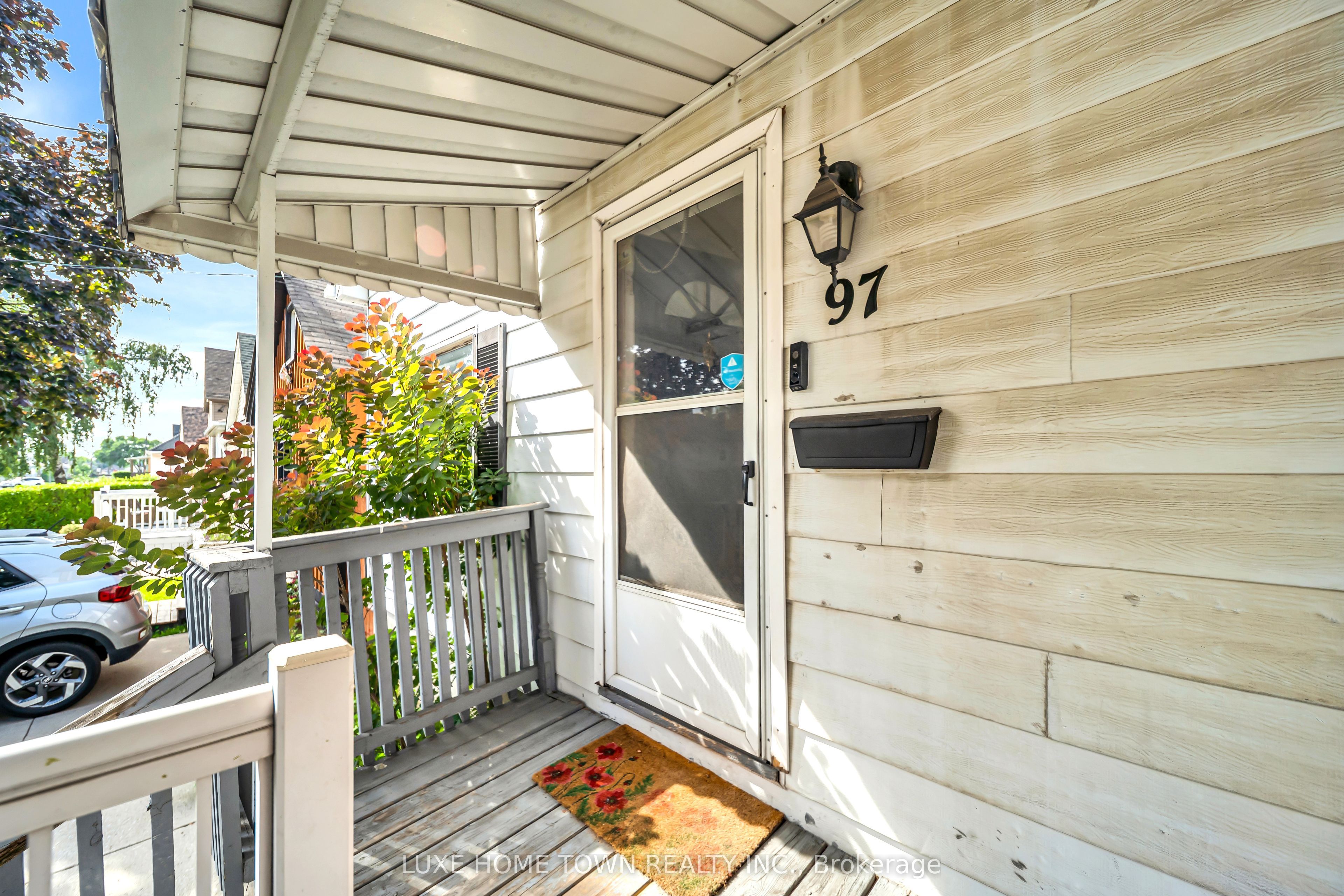 97 Hope Avenue Property Photo 6