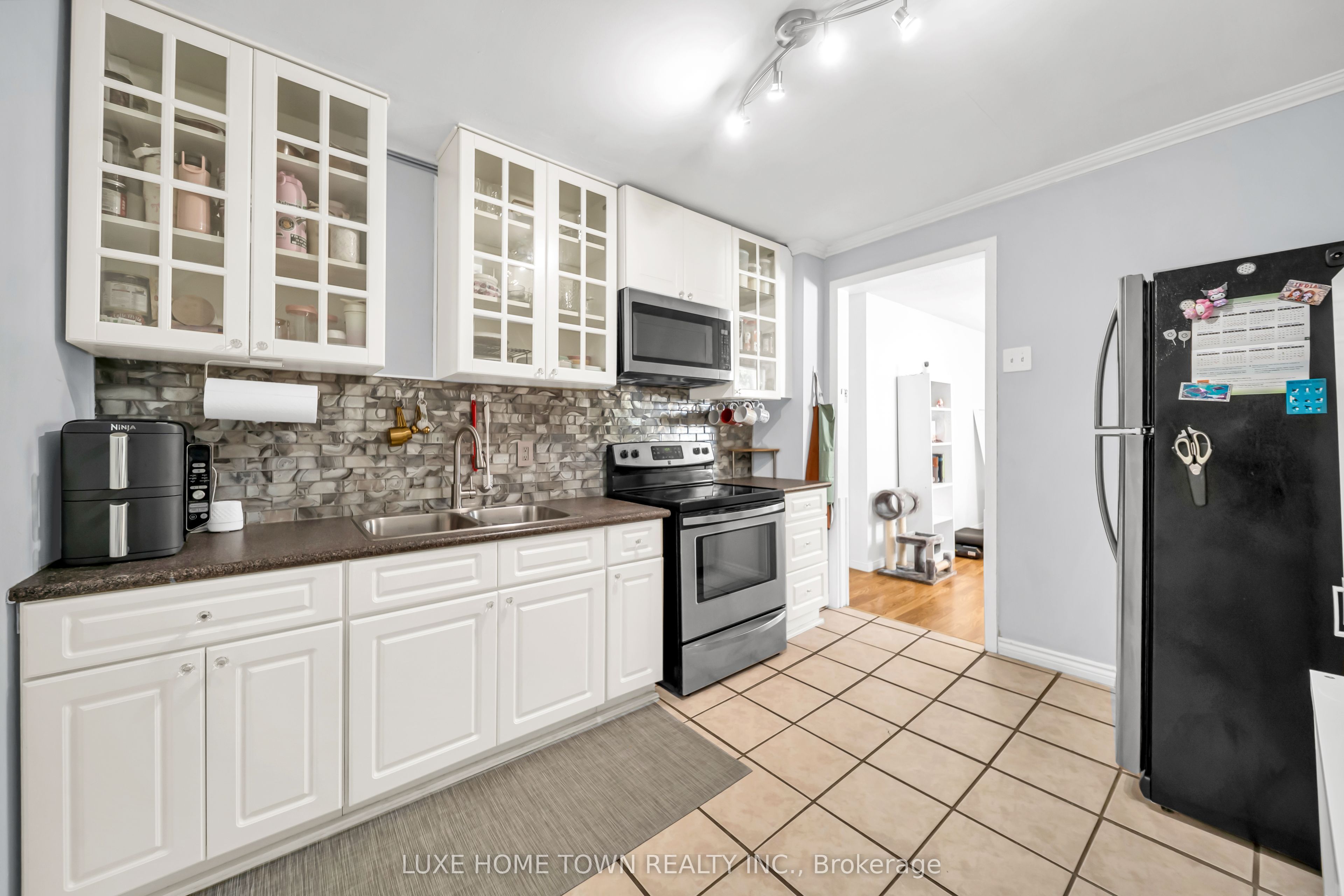 97 Hope Avenue Property Photo 18