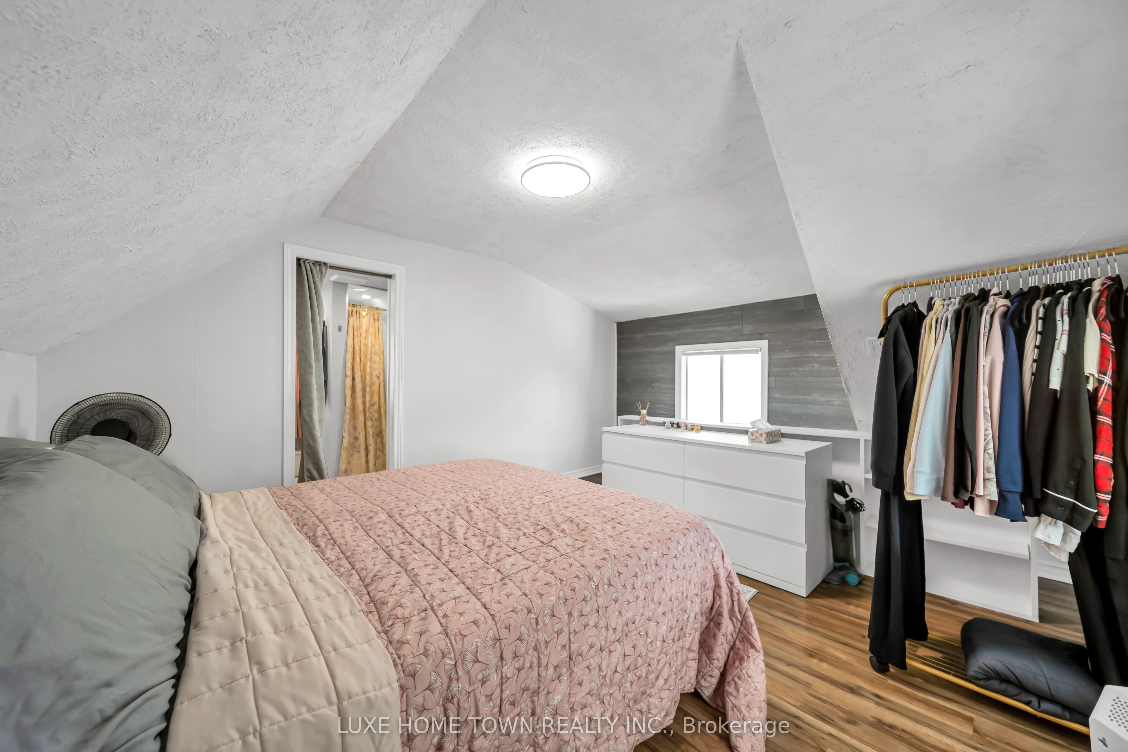 97 Hope Avenue Property Photo 32