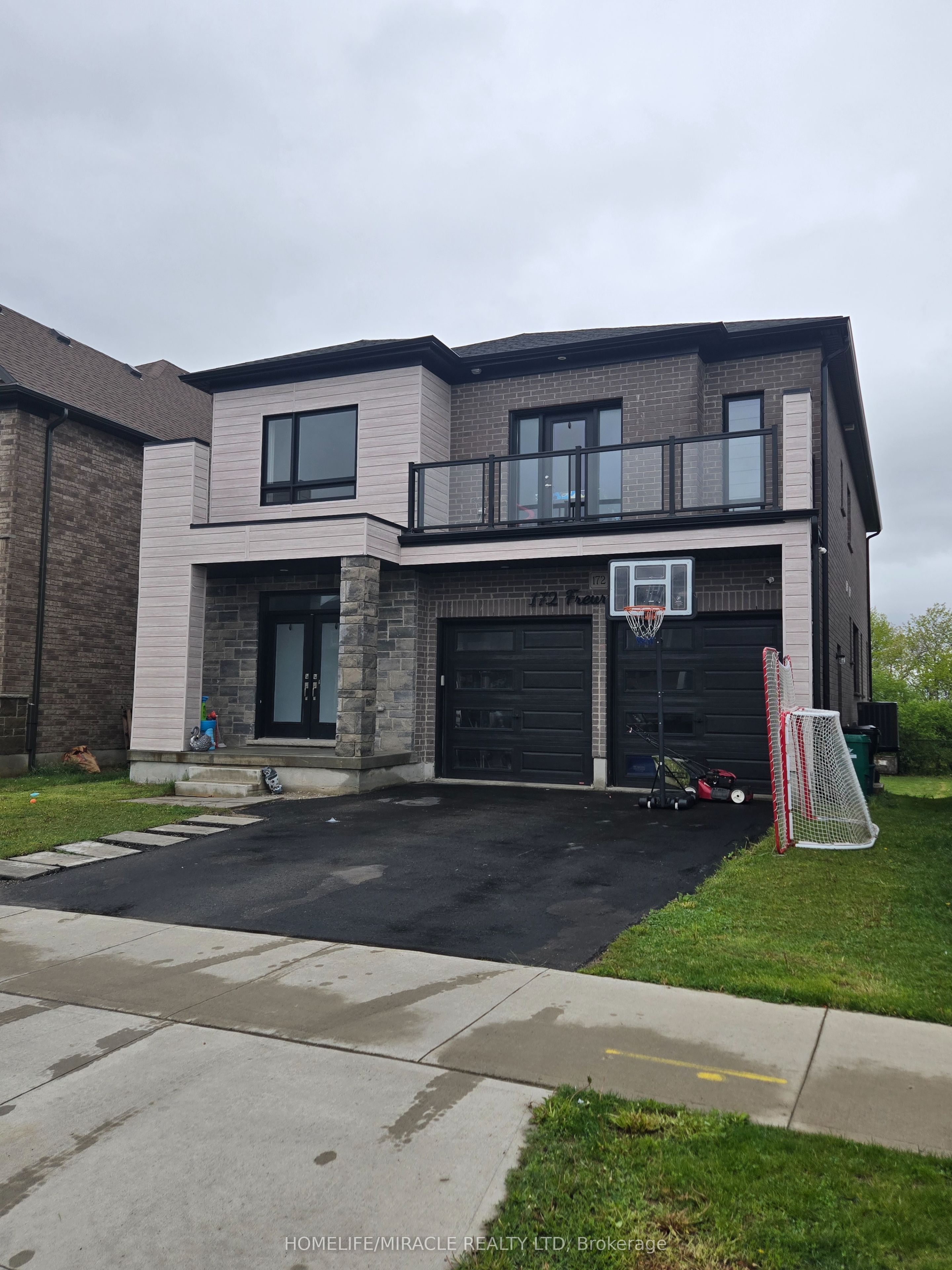 172 Freure Drive Property Photo 3