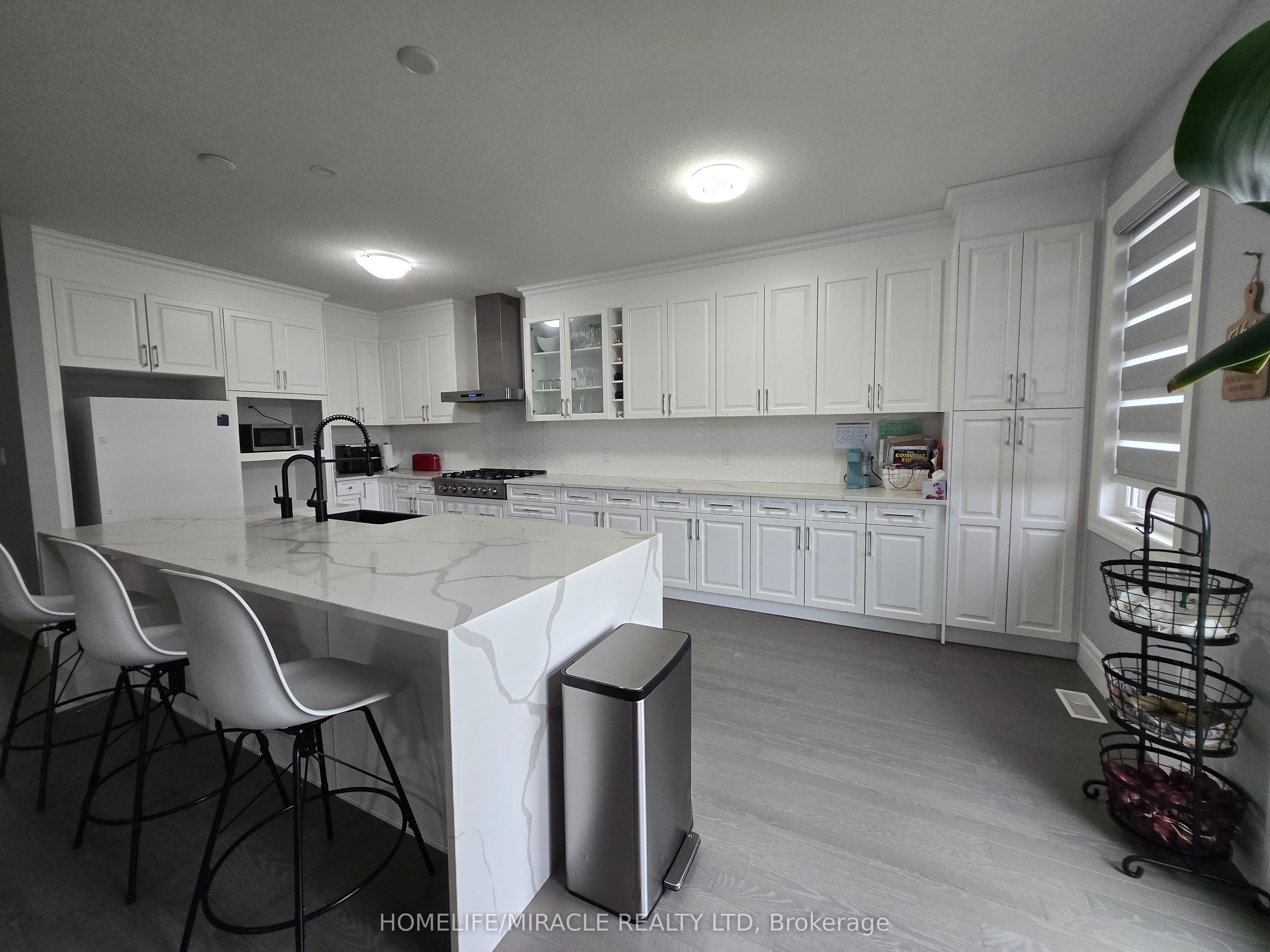 172 Freure Drive Property Photo 12