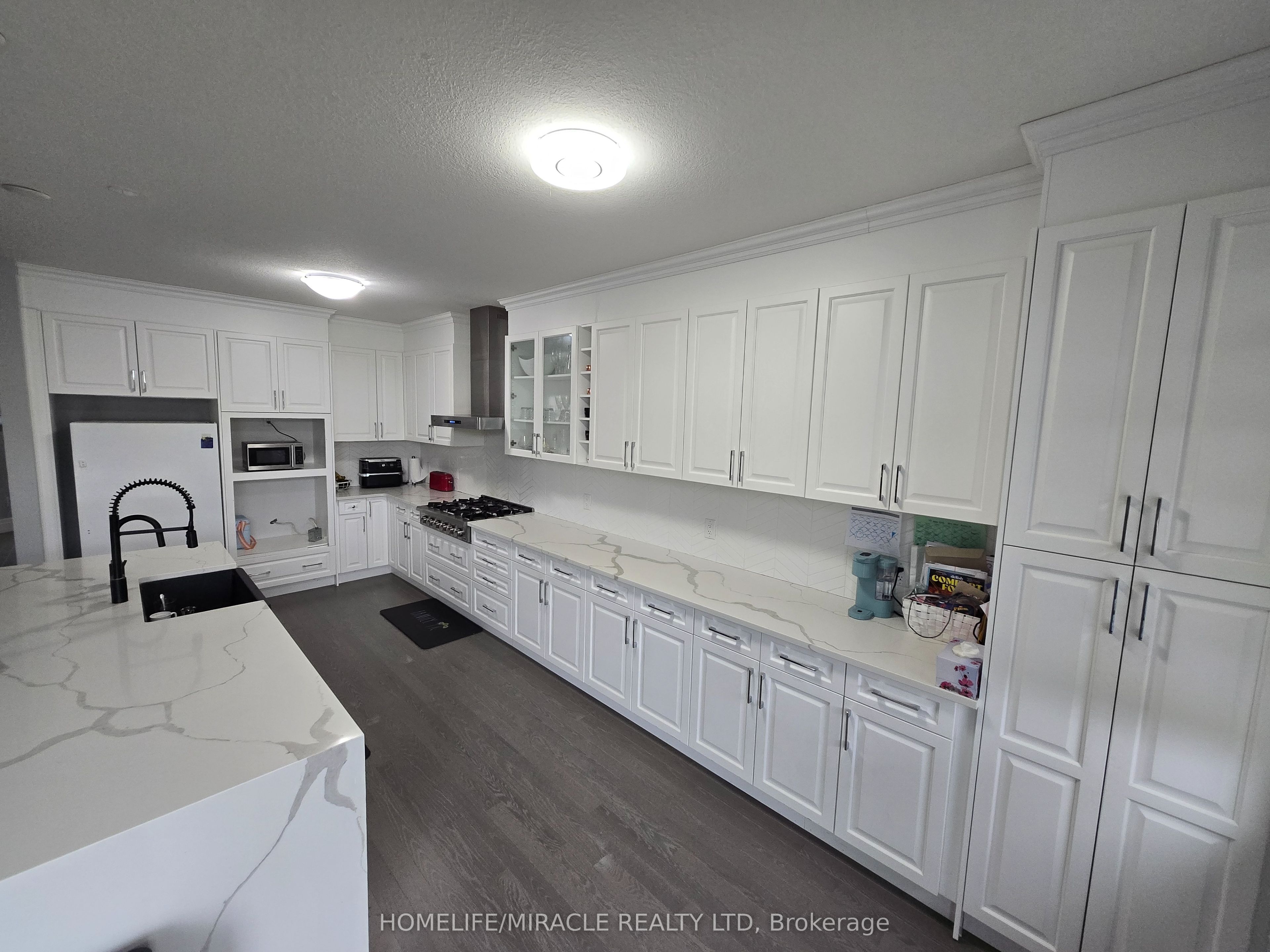 172 Freure Drive Property Photo 14