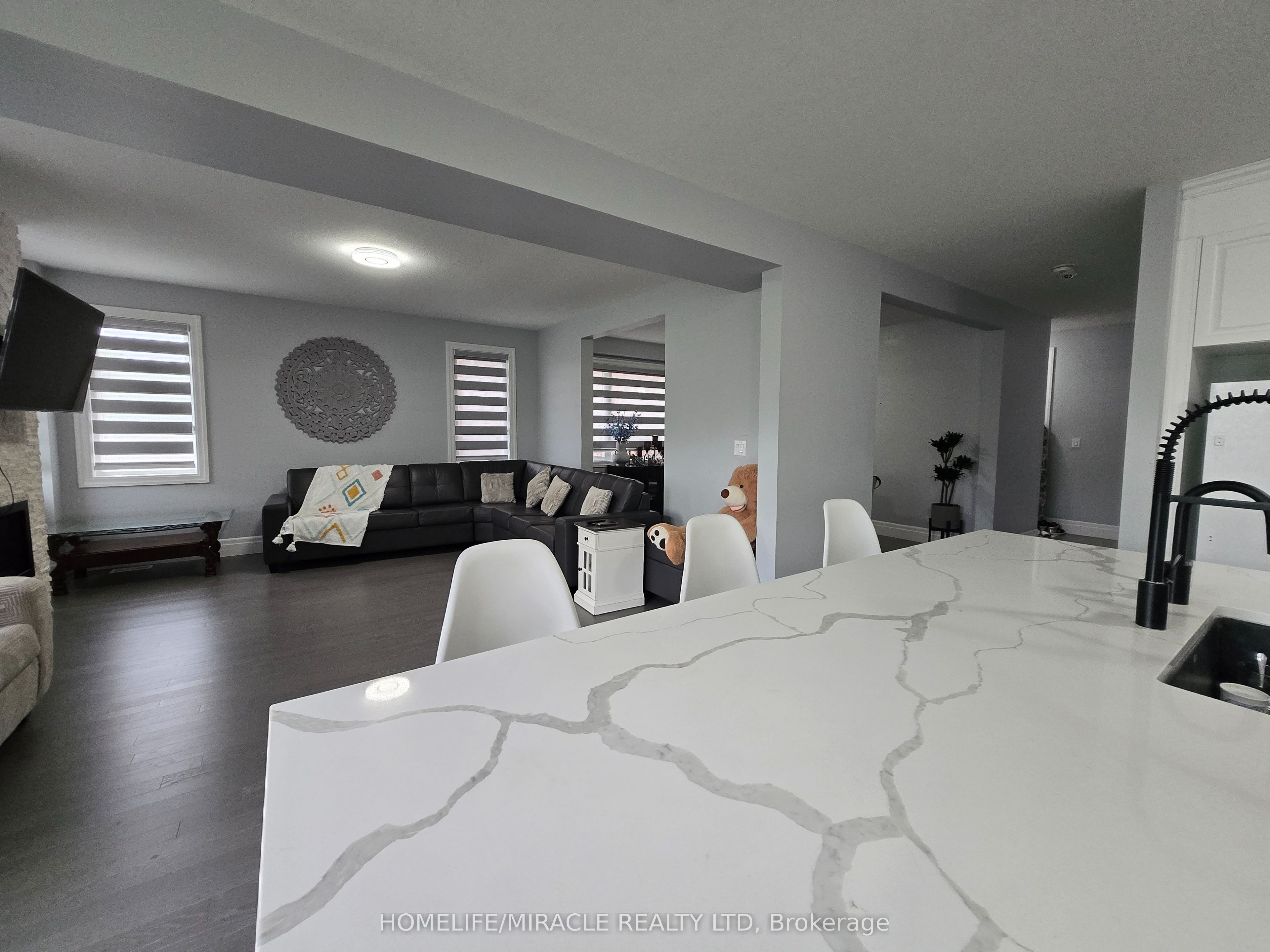 172 Freure Drive Property Photo 16