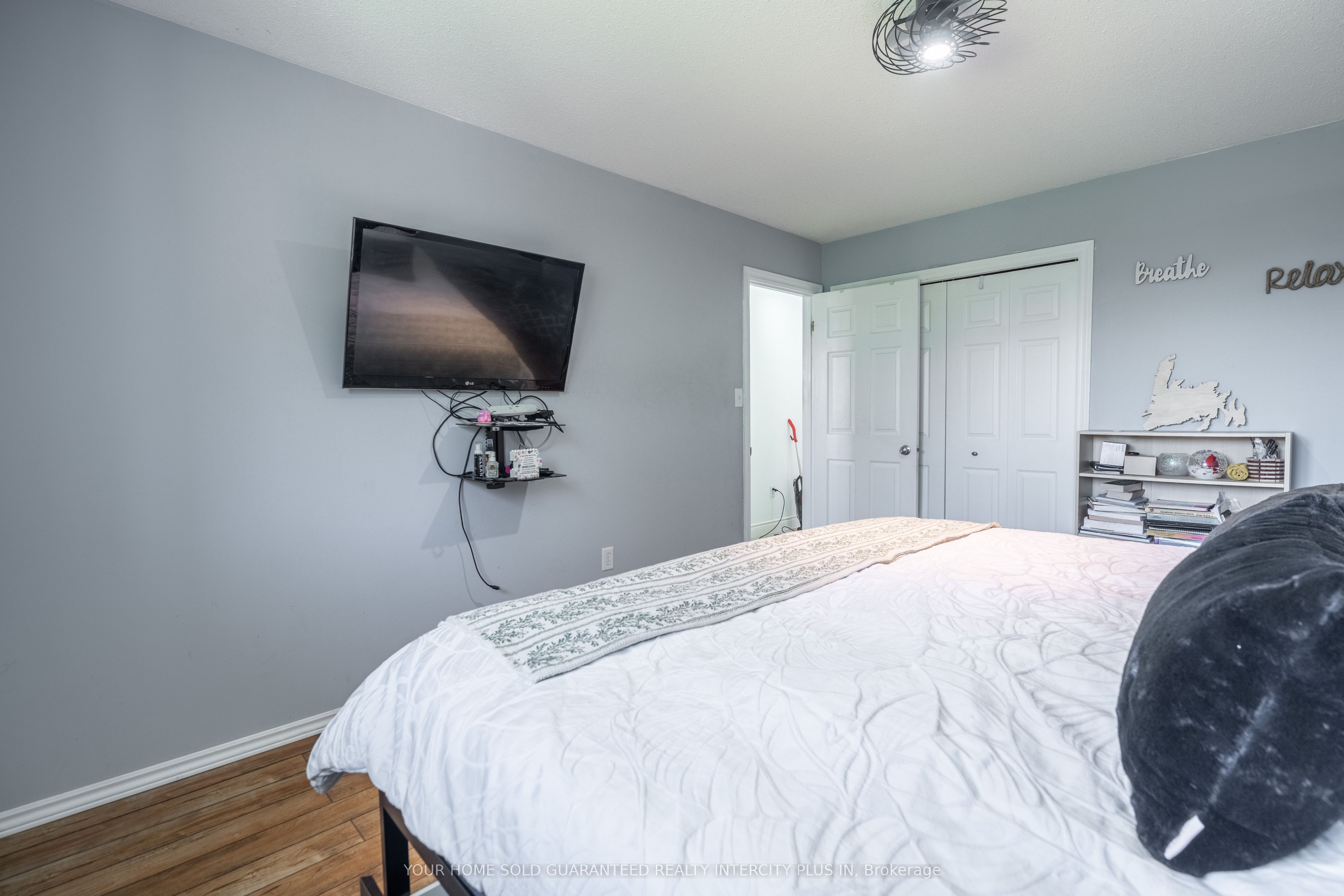 19 Windsor Drive Property Photo 16
