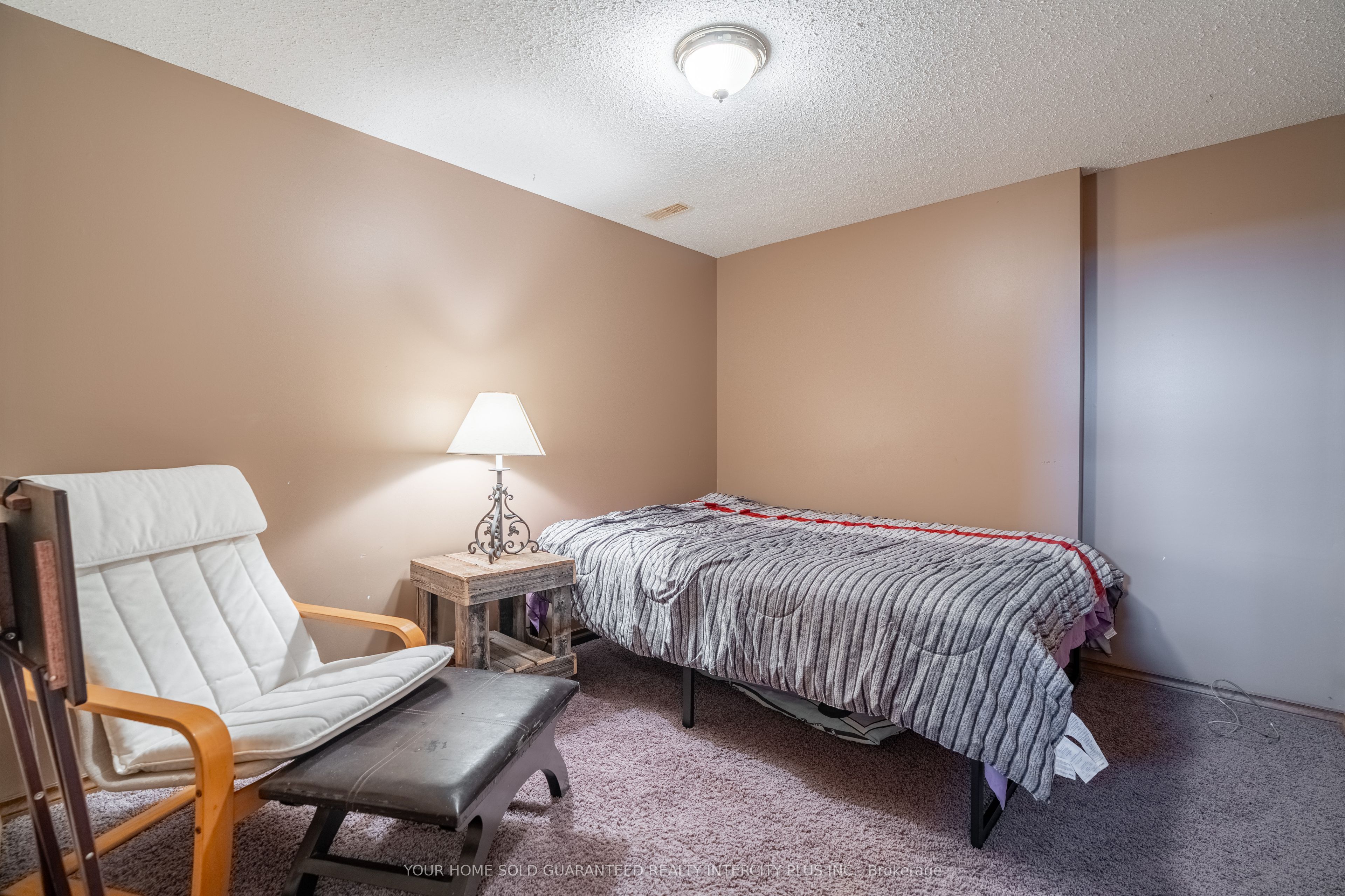 19 Windsor Drive Property Photo 19