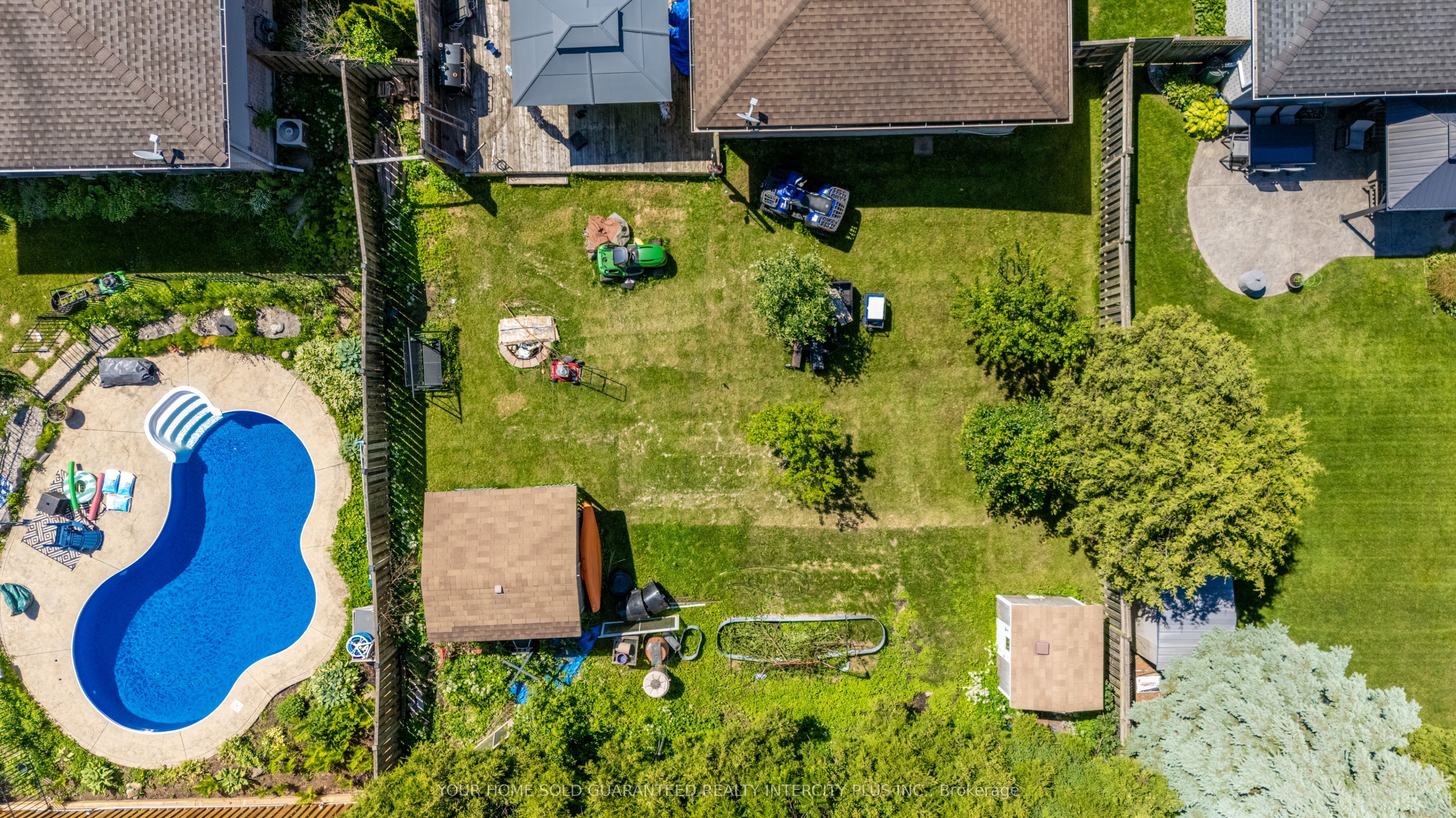 19 Windsor Drive Property Photo 21