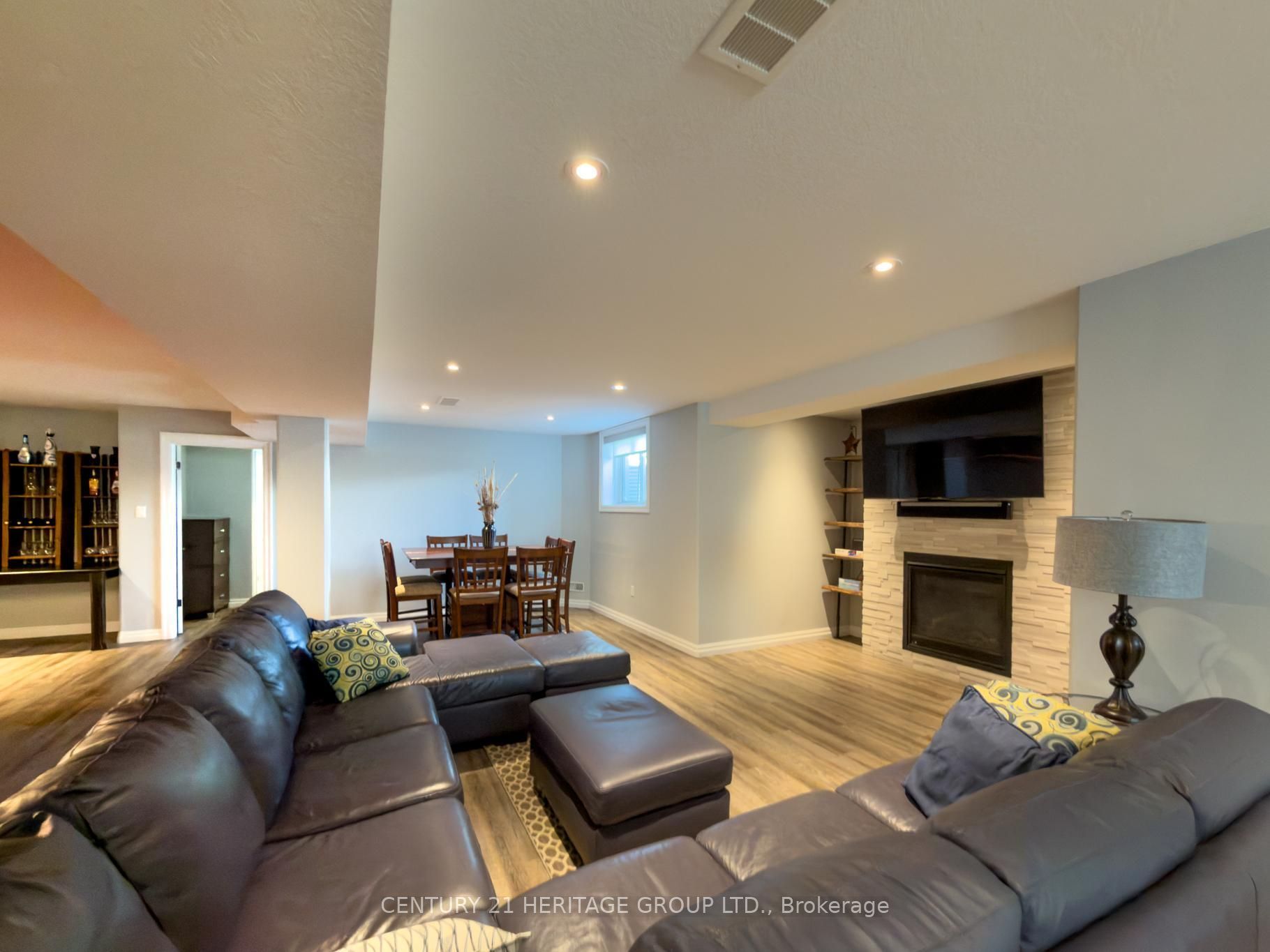 3 Myerscough Road Property Photo 27