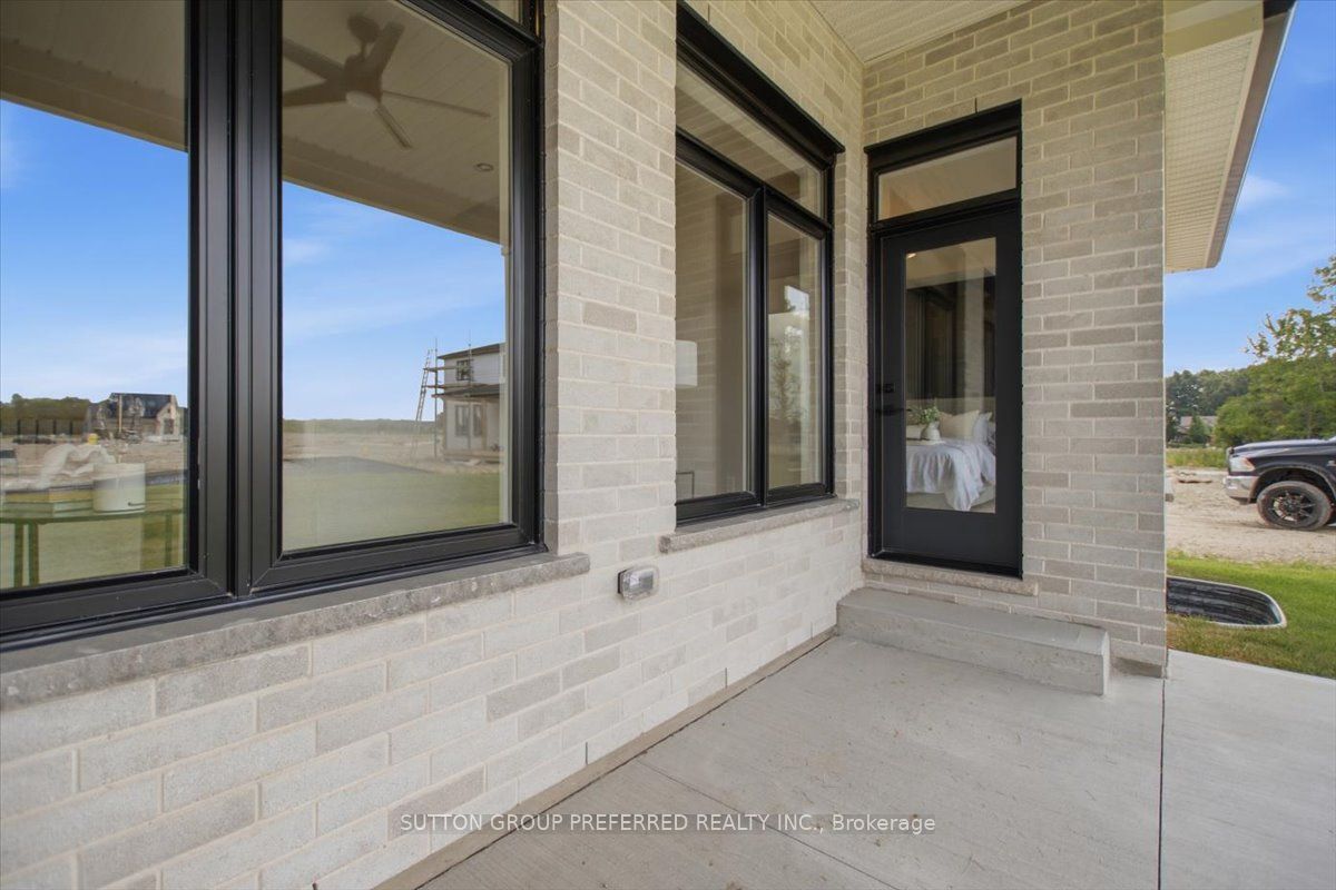 876 Eagletrace Drive Property Photo 49
