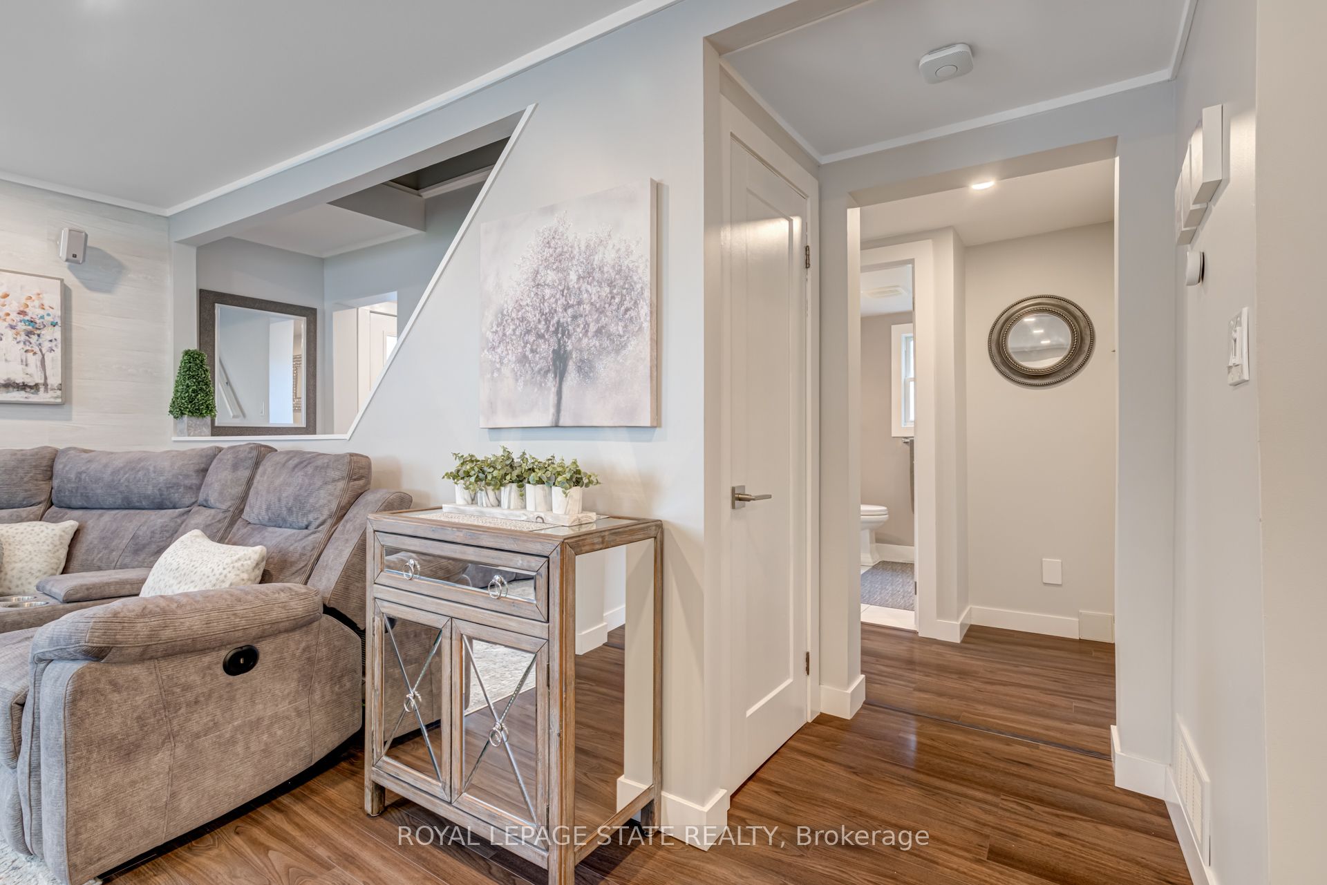 9056 Airport Road Property Photo 17